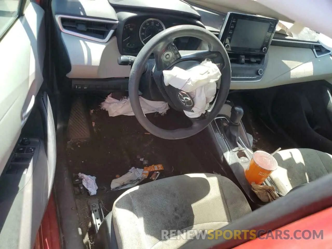 8 Photograph of a damaged car 5YFEPMAE8MP187275 TOYOTA COROLLA 2021