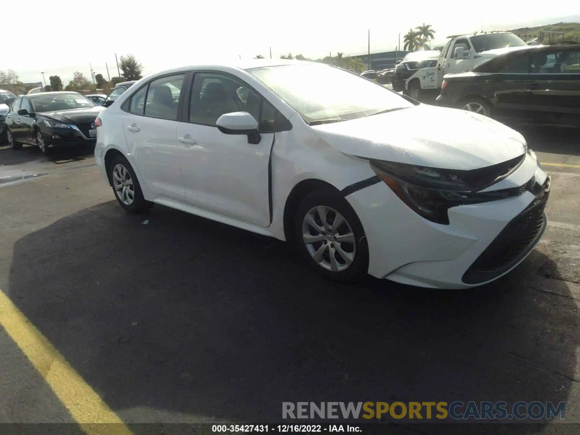 1 Photograph of a damaged car 5YFEPMAE8MP188006 TOYOTA COROLLA 2021