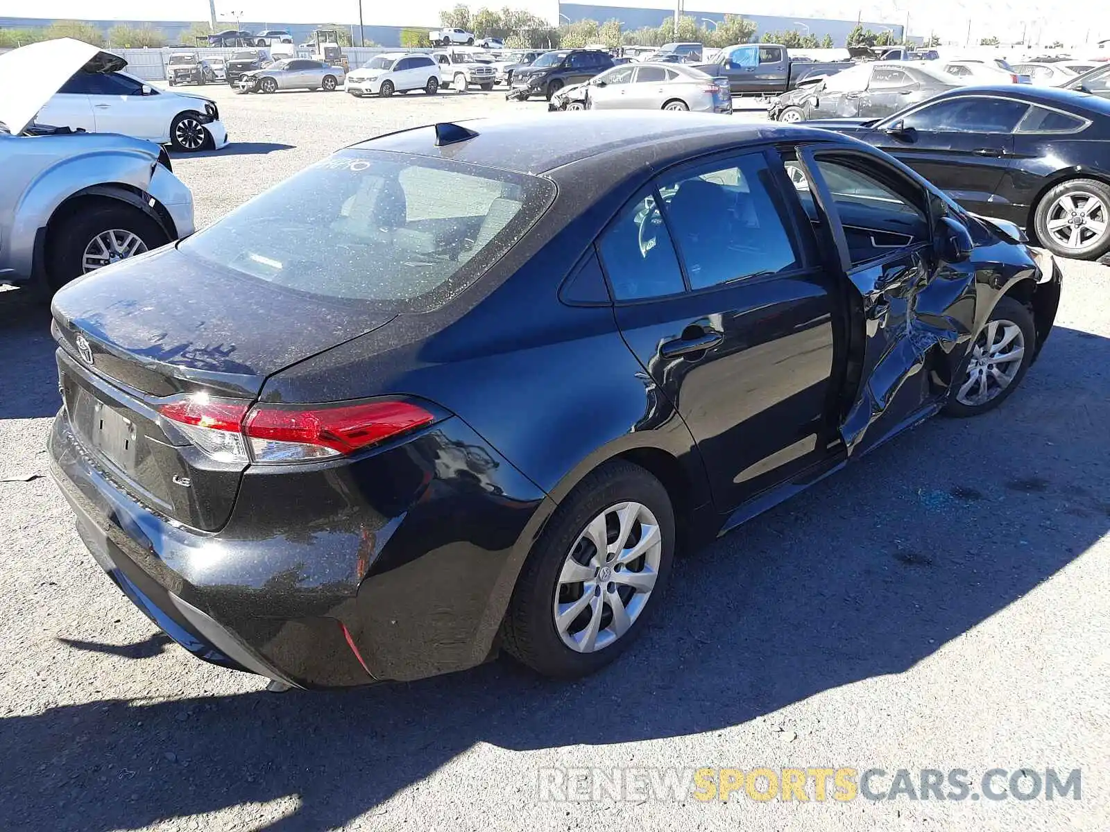 4 Photograph of a damaged car 5YFEPMAE8MP188412 TOYOTA COROLLA 2021