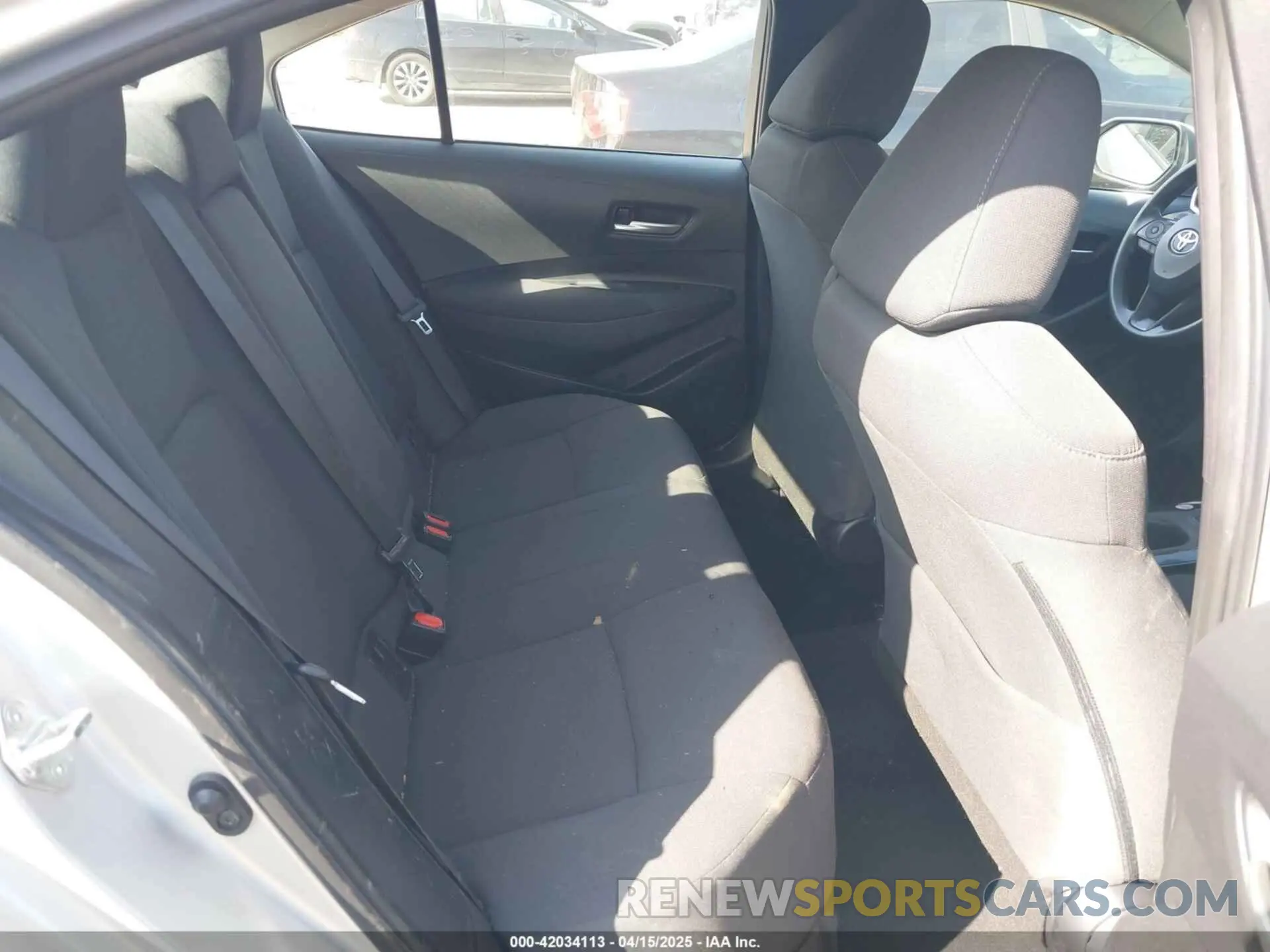 8 Photograph of a damaged car 5YFEPMAE8MP188765 TOYOTA COROLLA 2021