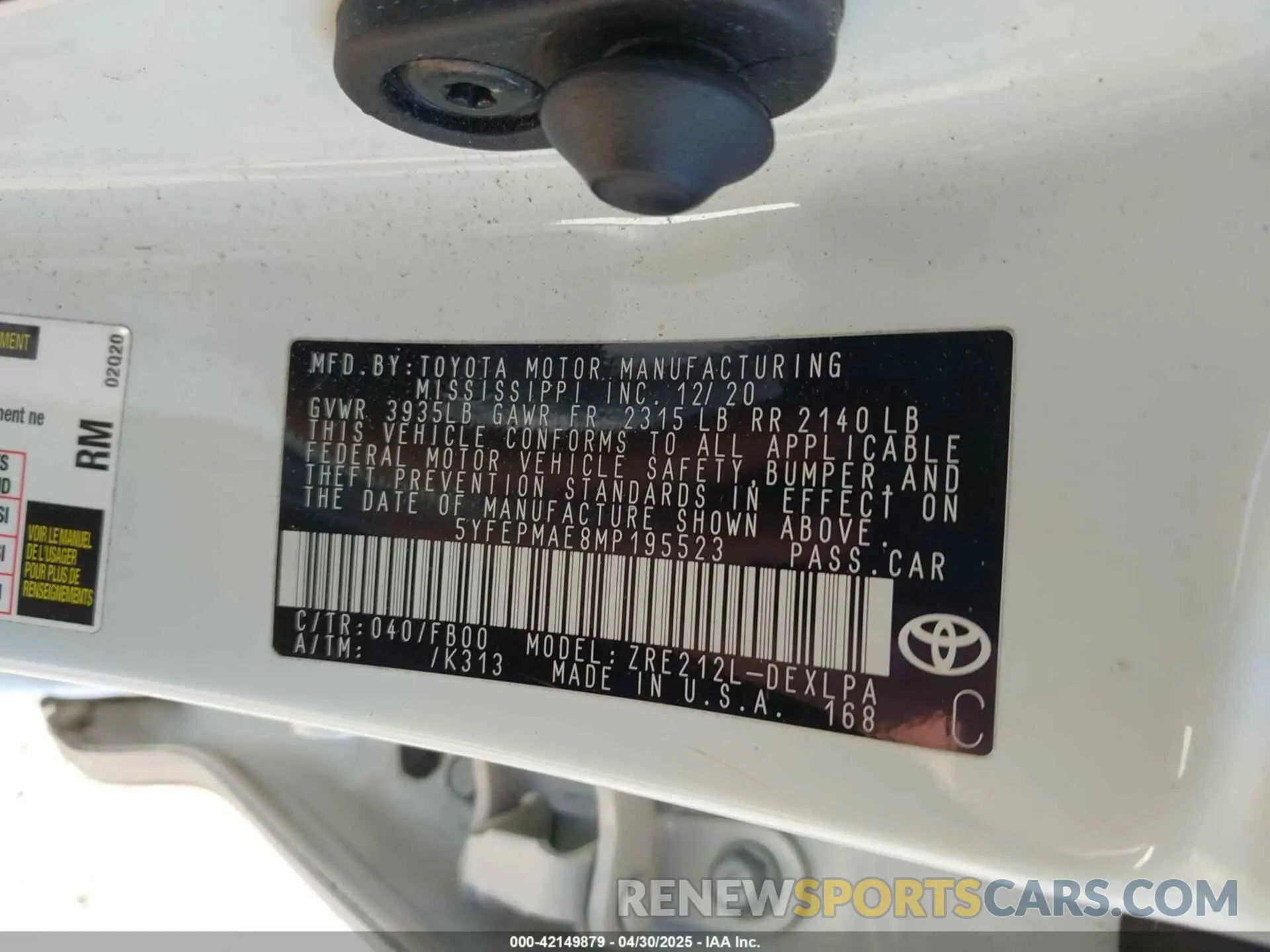 9 Photograph of a damaged car 5YFEPMAE8MP195523 TOYOTA COROLLA 2021
