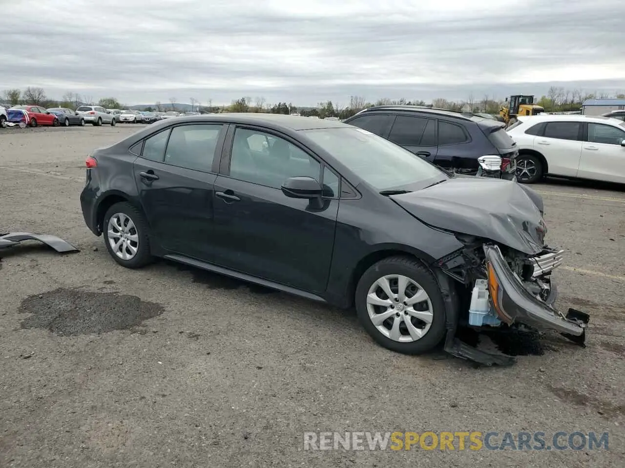 4 Photograph of a damaged car 5YFEPMAE8MP199197 TOYOTA COROLLA 2021
