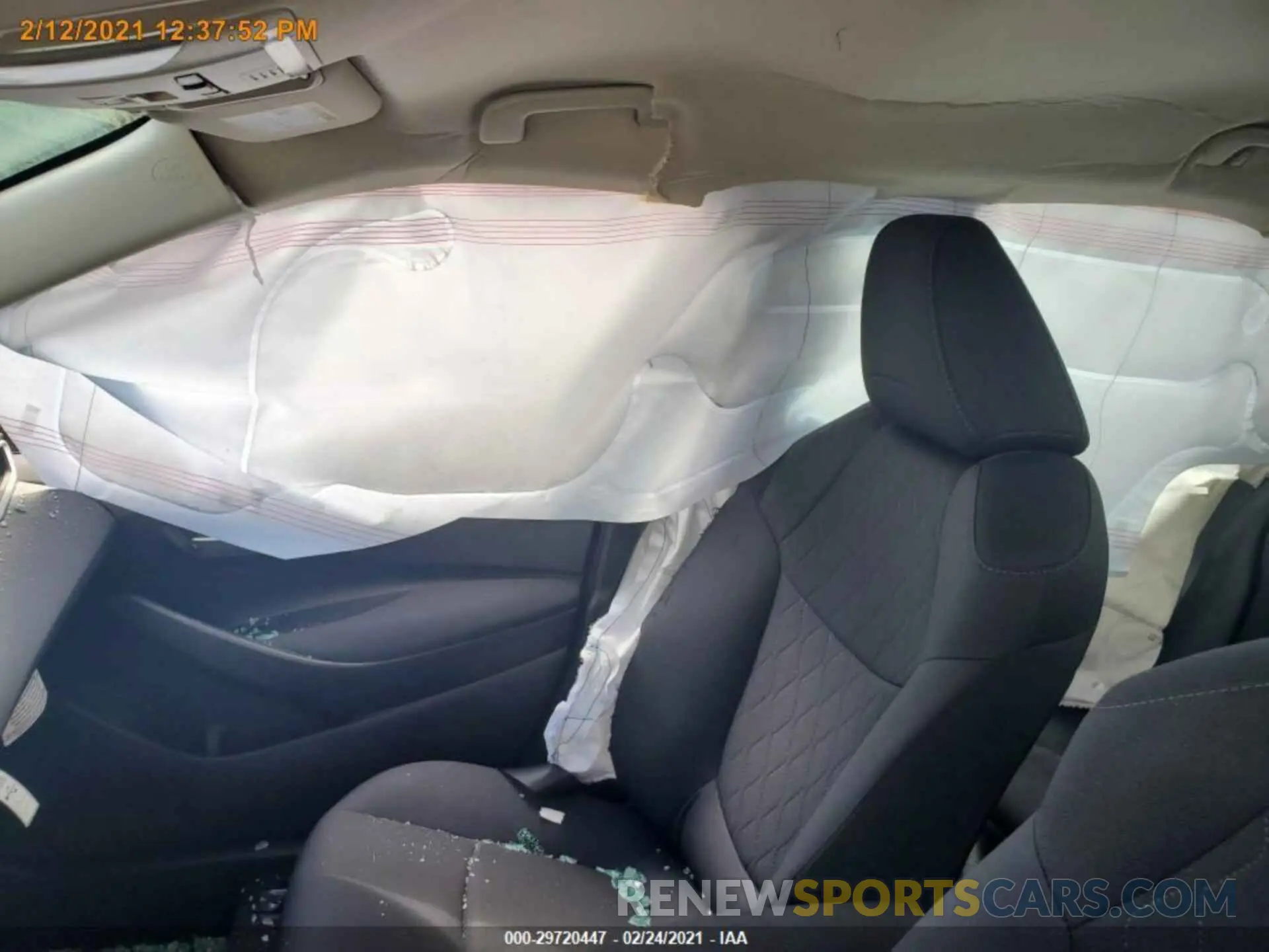 14 Photograph of a damaged car 5YFEPMAE8MP202616 TOYOTA COROLLA 2021