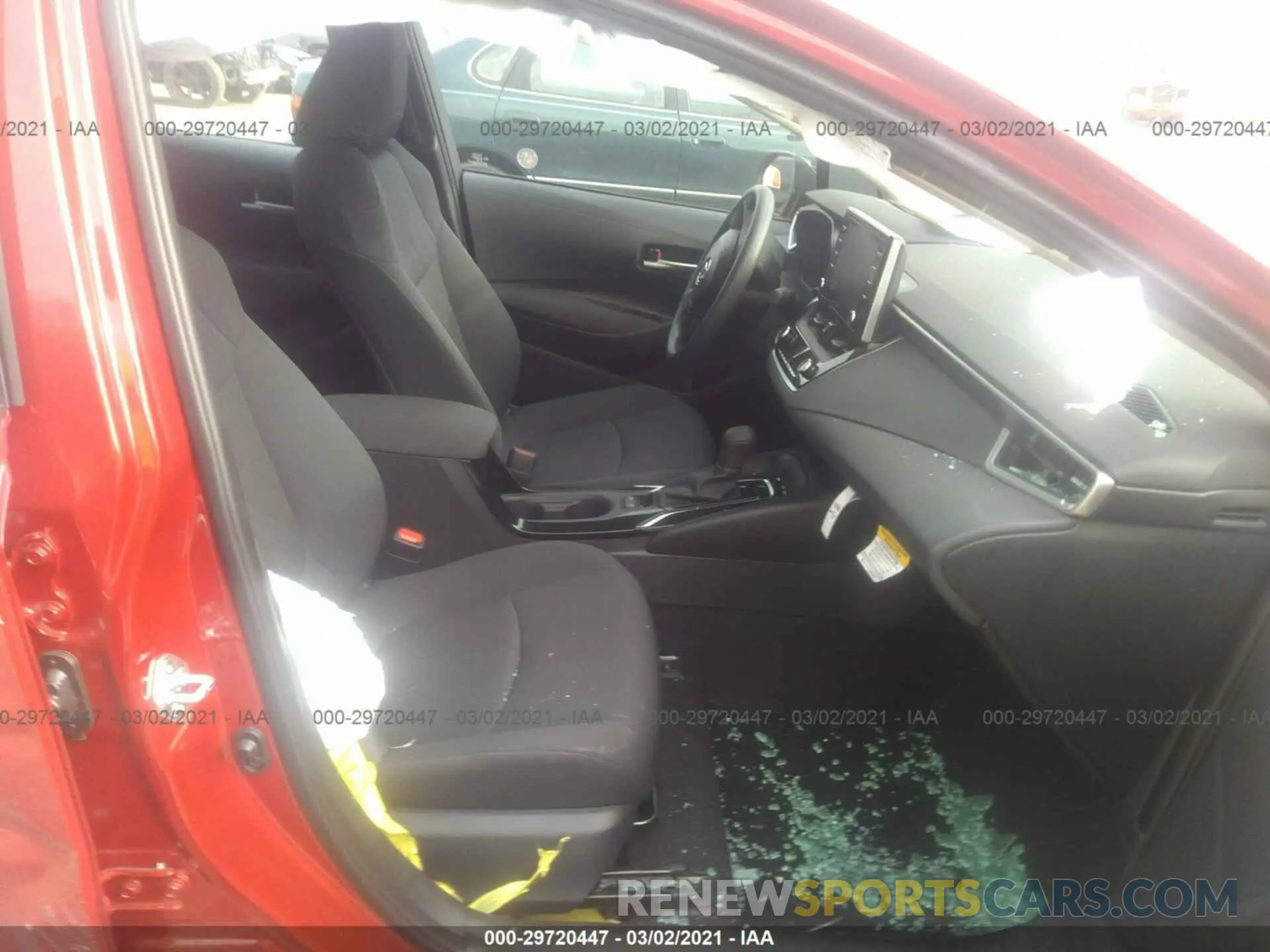 5 Photograph of a damaged car 5YFEPMAE8MP202616 TOYOTA COROLLA 2021