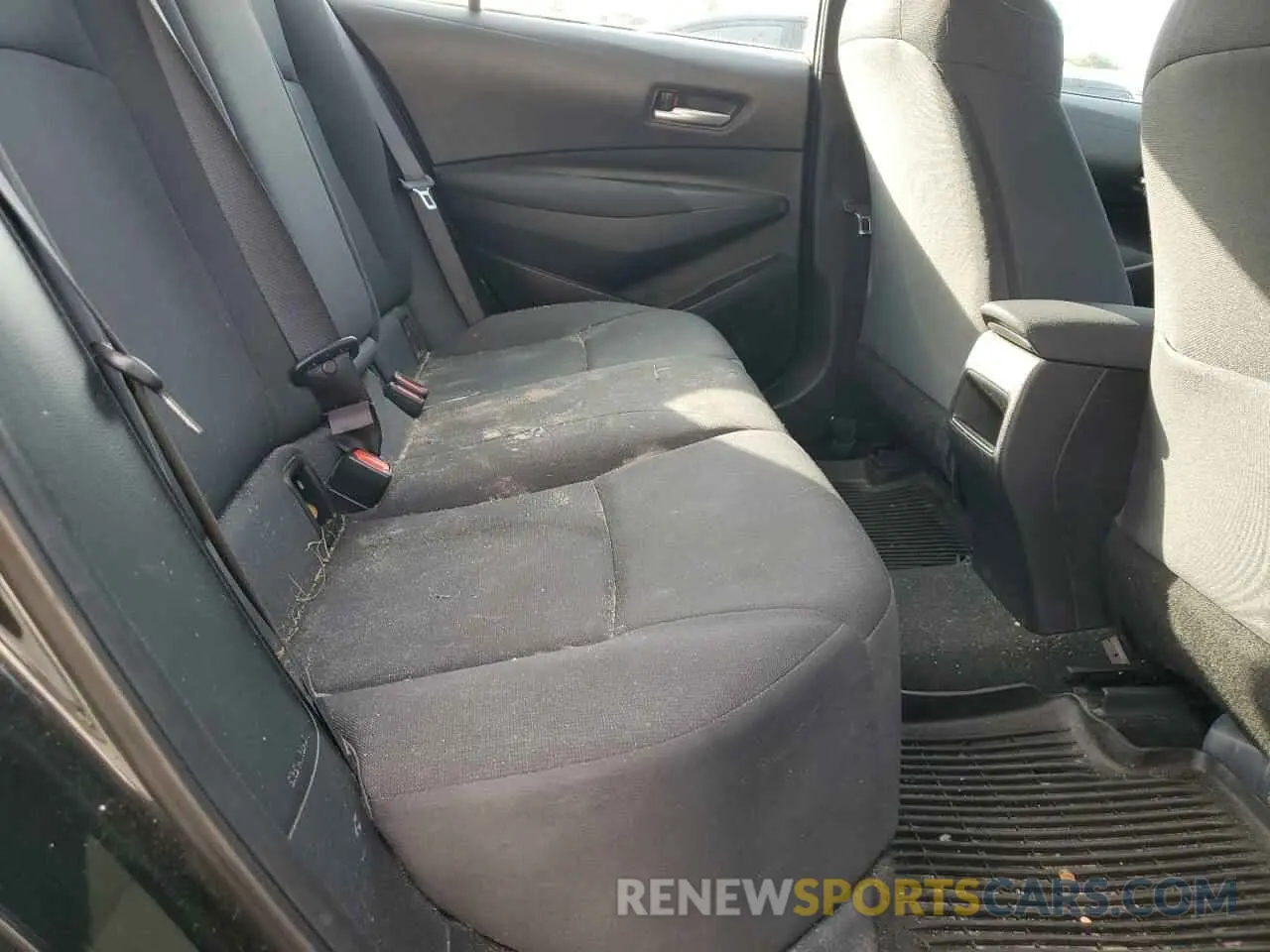 10 Photograph of a damaged car 5YFEPMAE8MP203247 TOYOTA COROLLA 2021