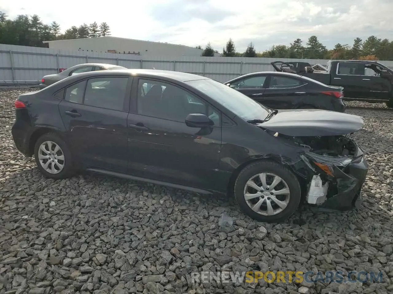4 Photograph of a damaged car 5YFEPMAE8MP203247 TOYOTA COROLLA 2021
