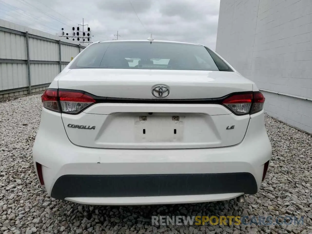 6 Photograph of a damaged car 5YFEPMAE8MP215429 TOYOTA COROLLA 2021