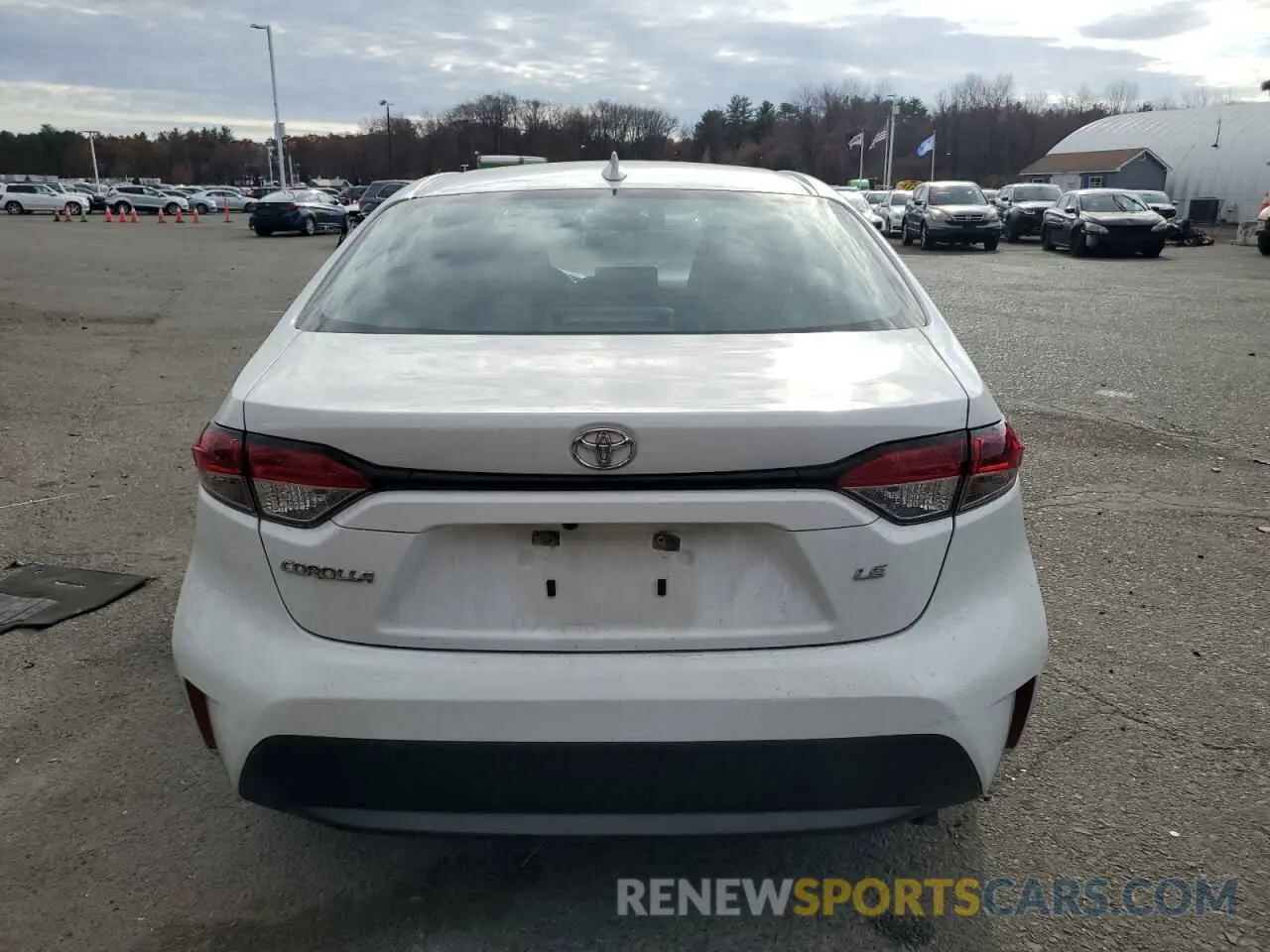 6 Photograph of a damaged car 5YFEPMAE8MP217830 TOYOTA COROLLA 2021