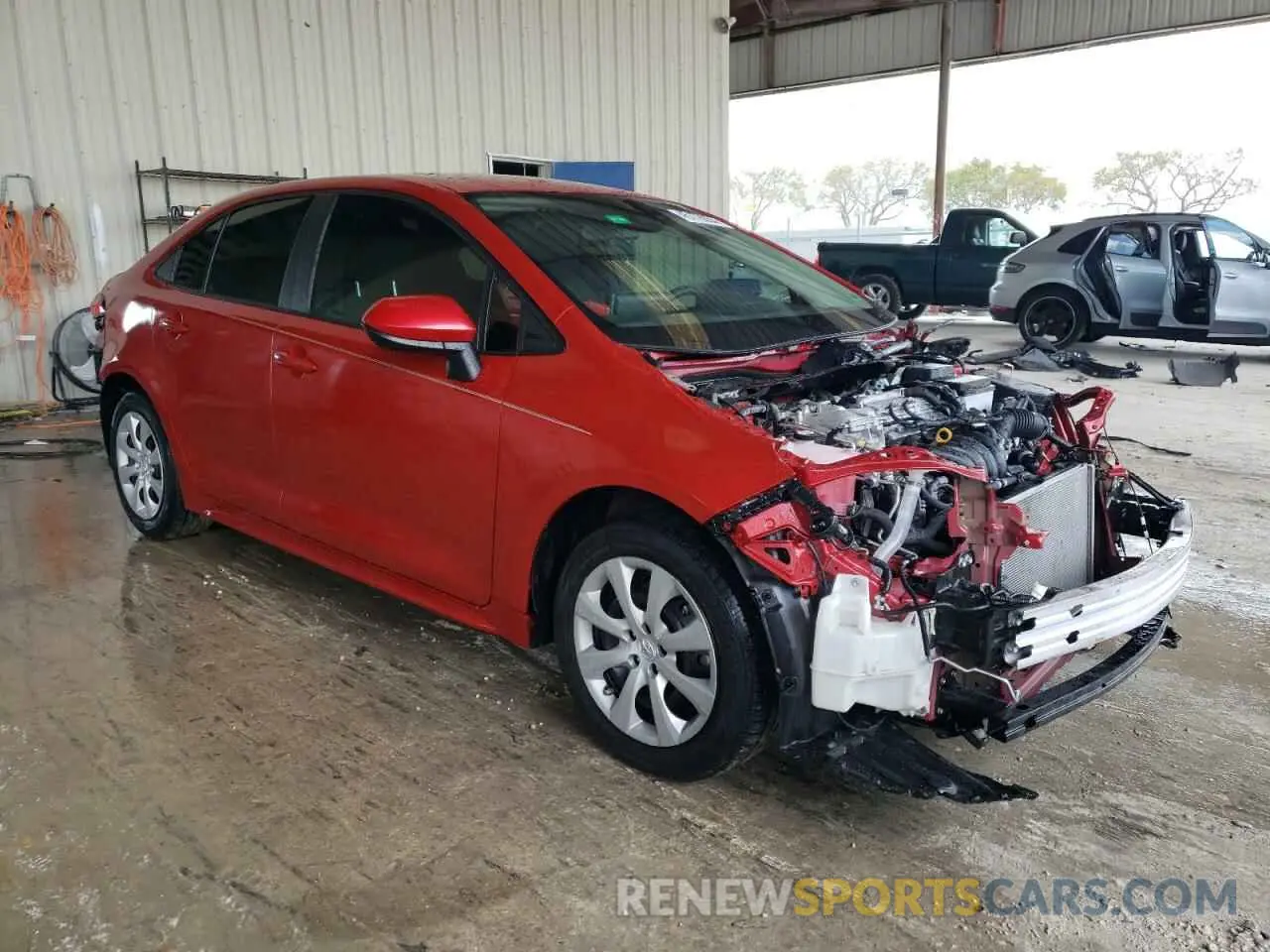 4 Photograph of a damaged car 5YFEPMAE8MP220825 TOYOTA COROLLA 2021
