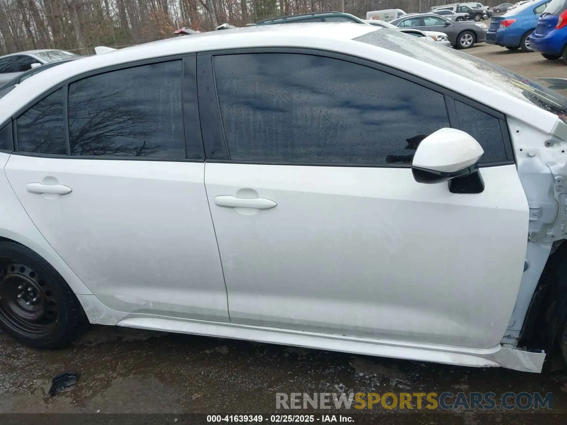 14 Photograph of a damaged car 5YFEPMAE8MP222820 TOYOTA COROLLA 2021