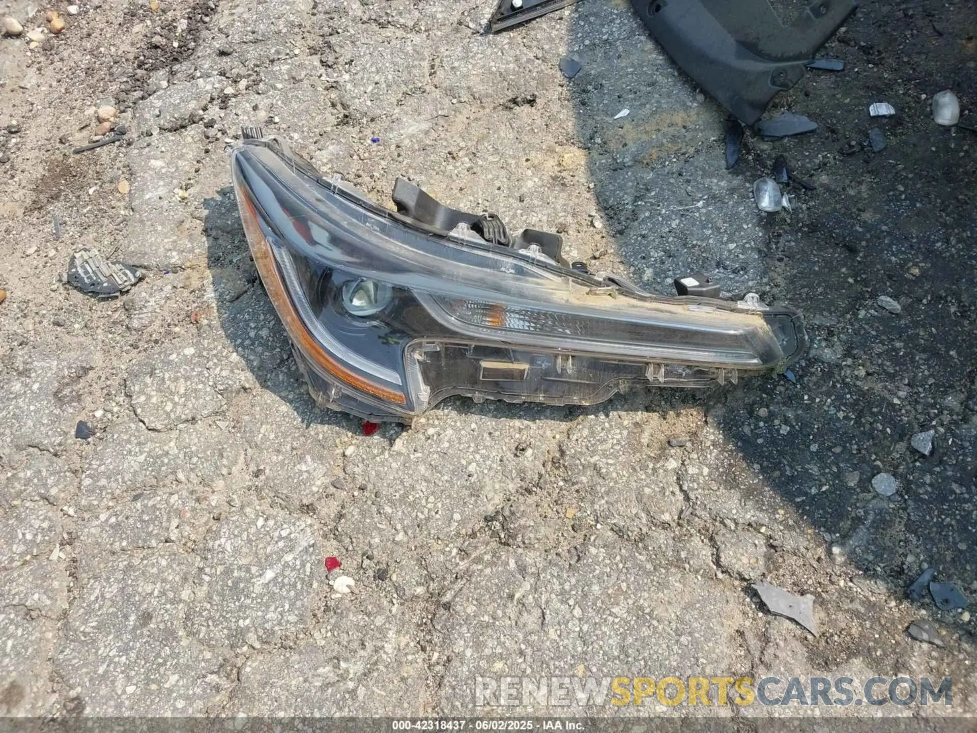 12 Photograph of a damaged car 5YFEPMAE8MP225491 TOYOTA COROLLA 2021