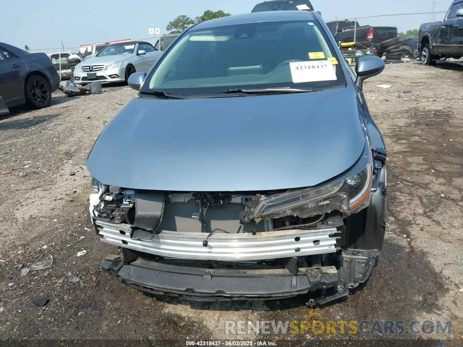 13 Photograph of a damaged car 5YFEPMAE8MP225491 TOYOTA COROLLA 2021