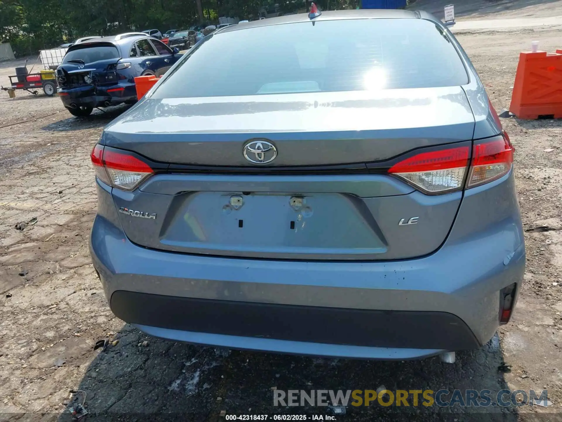 17 Photograph of a damaged car 5YFEPMAE8MP225491 TOYOTA COROLLA 2021
