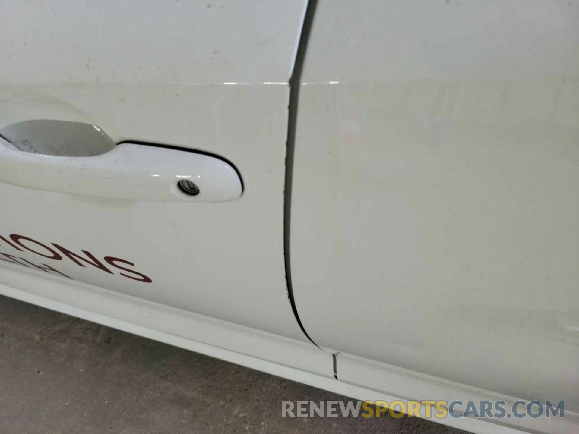 26 Photograph of a damaged car 5YFEPMAE8MP230819 TOYOTA COROLLA 2021
