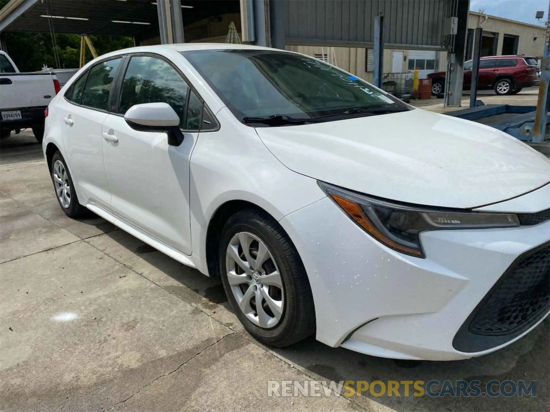 3 Photograph of a damaged car 5YFEPMAE8MP230819 TOYOTA COROLLA 2021
