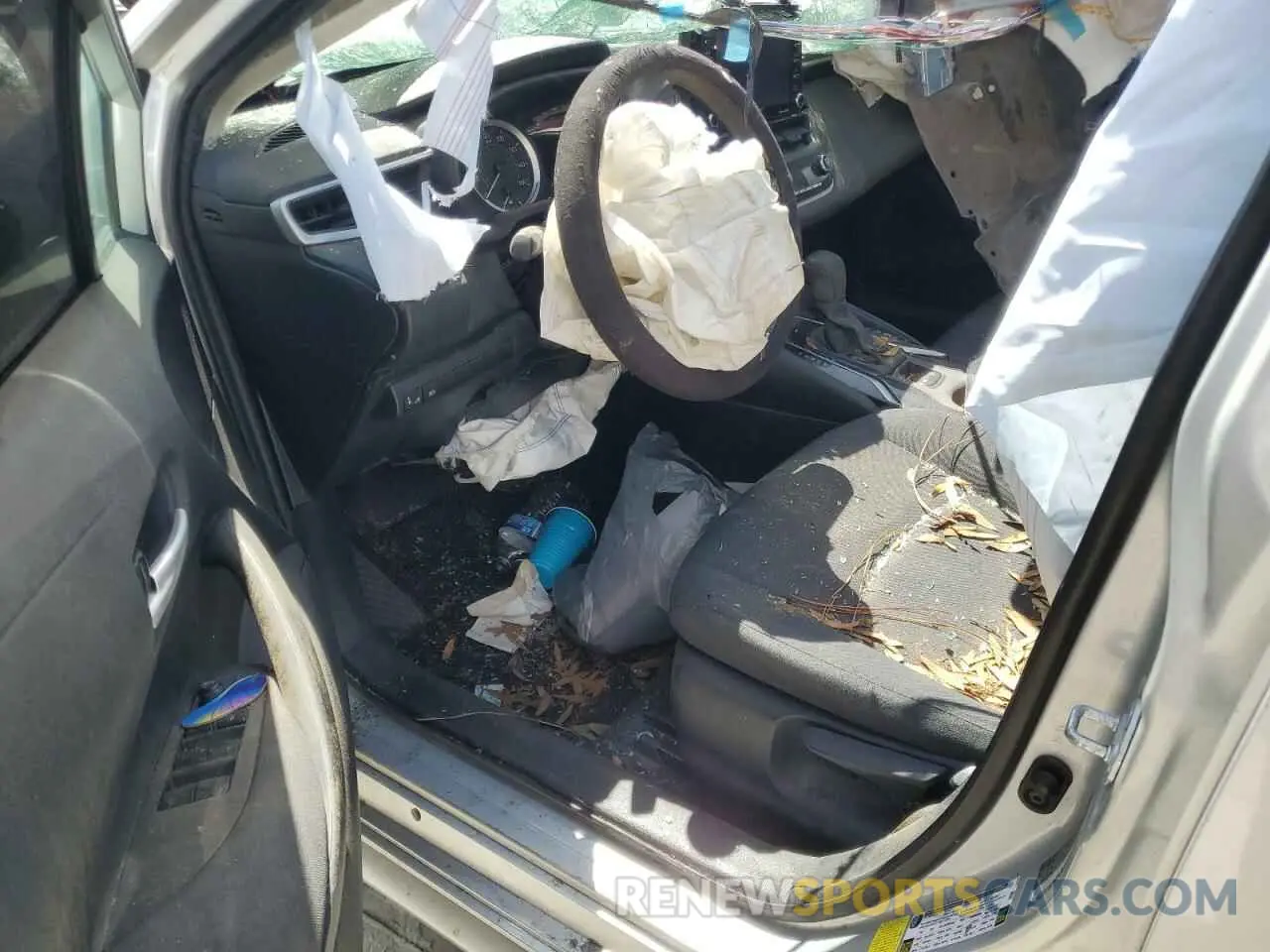 8 Photograph of a damaged car 5YFEPMAE8MP231128 TOYOTA COROLLA 2021