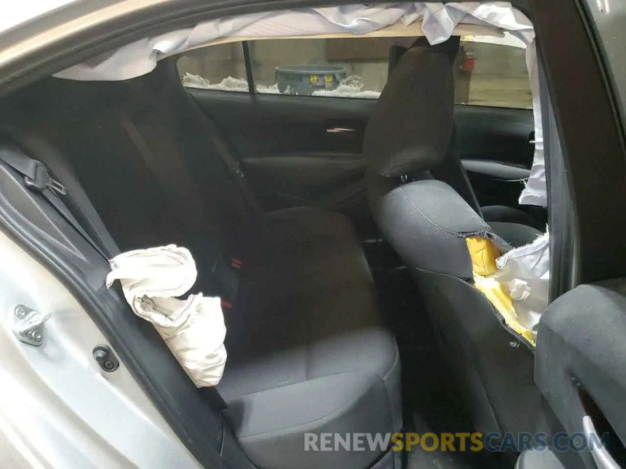 10 Photograph of a damaged car 5YFEPMAE8MP232604 TOYOTA COROLLA 2021