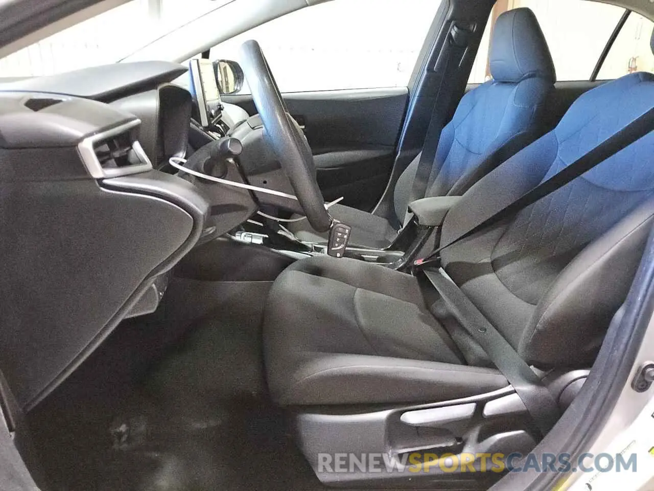 7 Photograph of a damaged car 5YFEPMAE8MP233557 TOYOTA COROLLA 2021