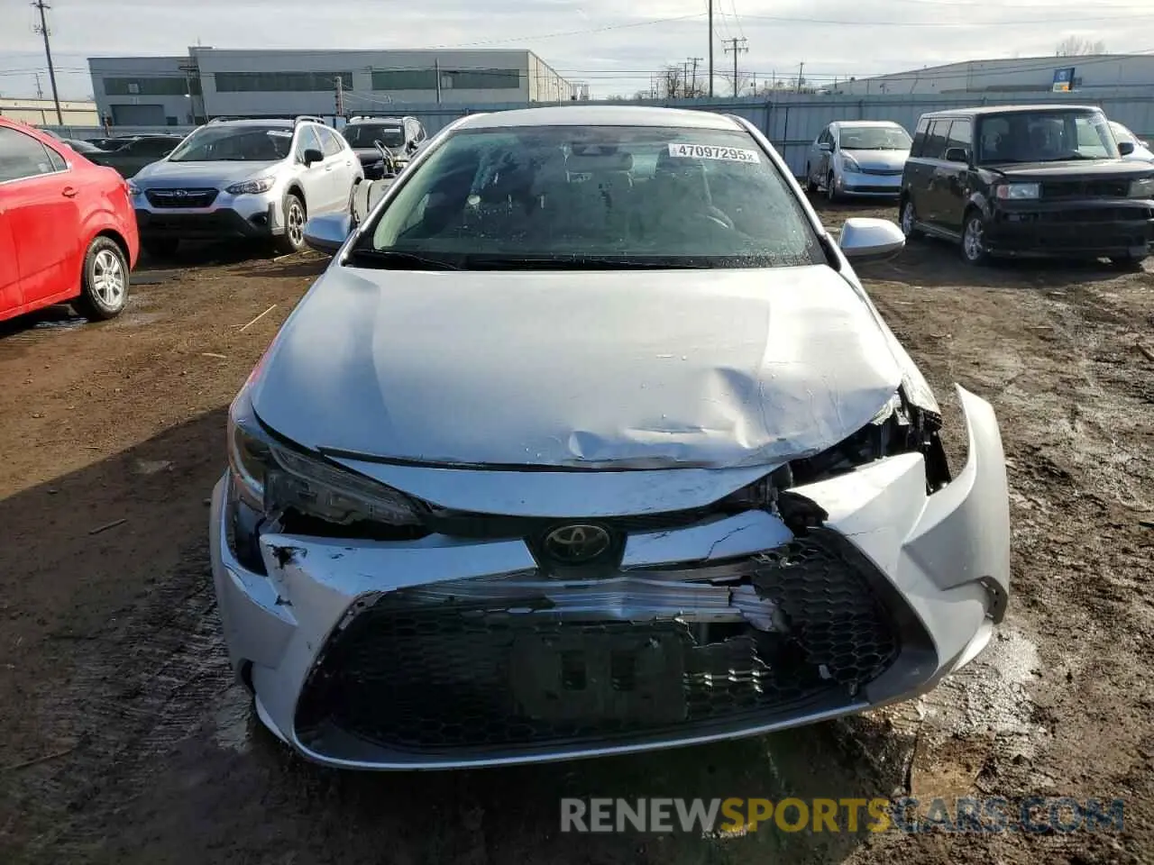 5 Photograph of a damaged car 5YFEPMAE8MP240895 TOYOTA COROLLA 2021