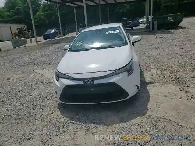 13 Photograph of a damaged car 5YFEPMAE8MP243327 TOYOTA COROLLA 2021