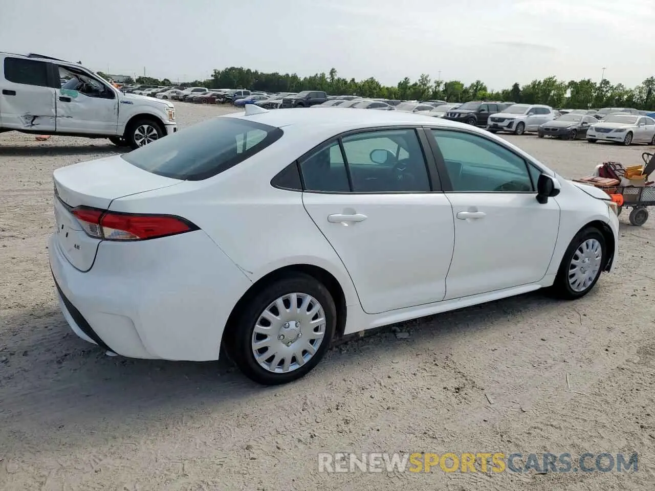 3 Photograph of a damaged car 5YFEPMAE8MP243859 TOYOTA COROLLA 2021
