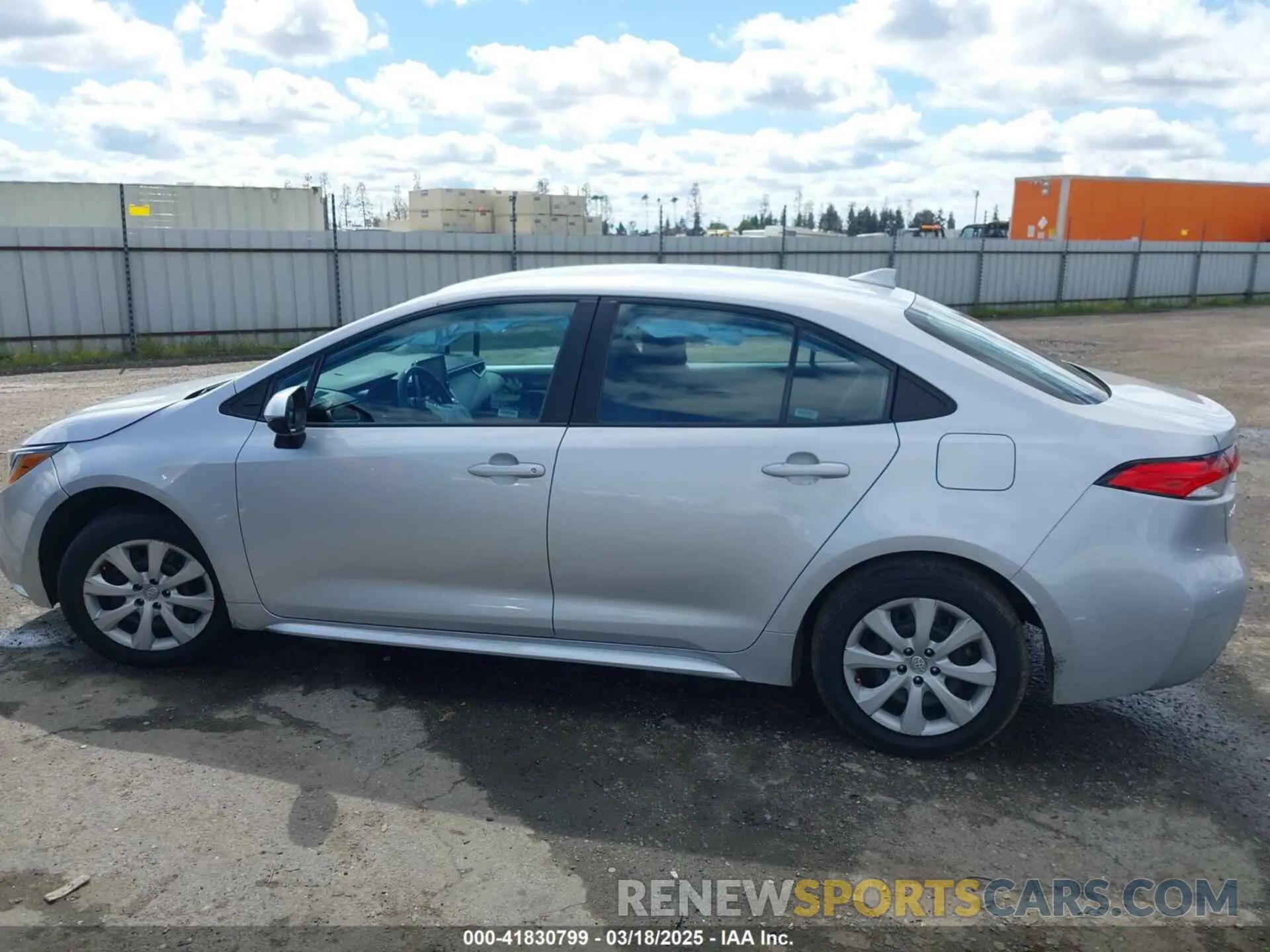 15 Photograph of a damaged car 5YFEPMAE8MP245580 TOYOTA COROLLA 2021
