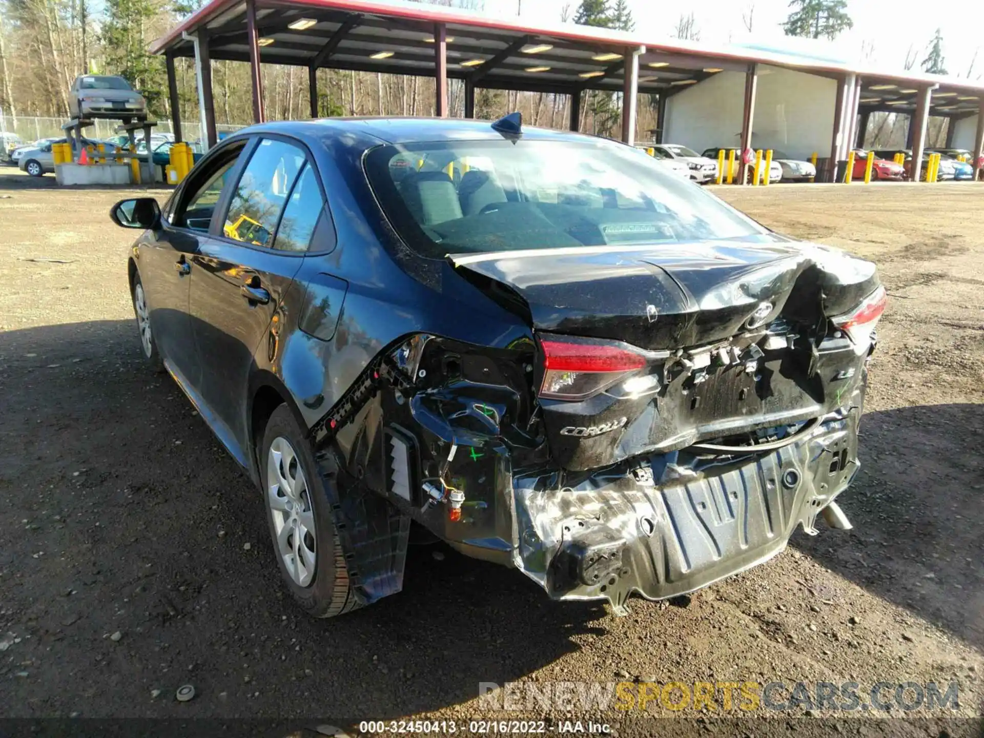 3 Photograph of a damaged car 5YFEPMAE8MP255316 TOYOTA COROLLA 2021