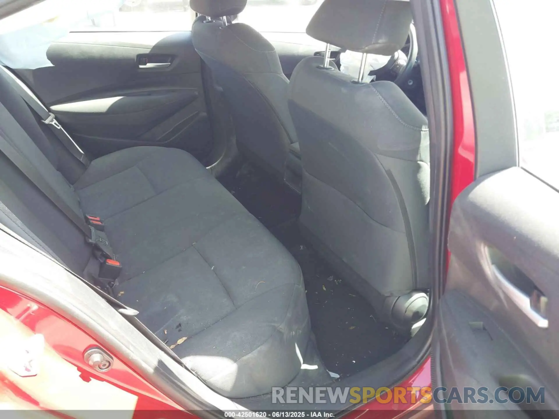 8 Photograph of a damaged car 5YFEPMAE8MP255669 TOYOTA COROLLA 2021