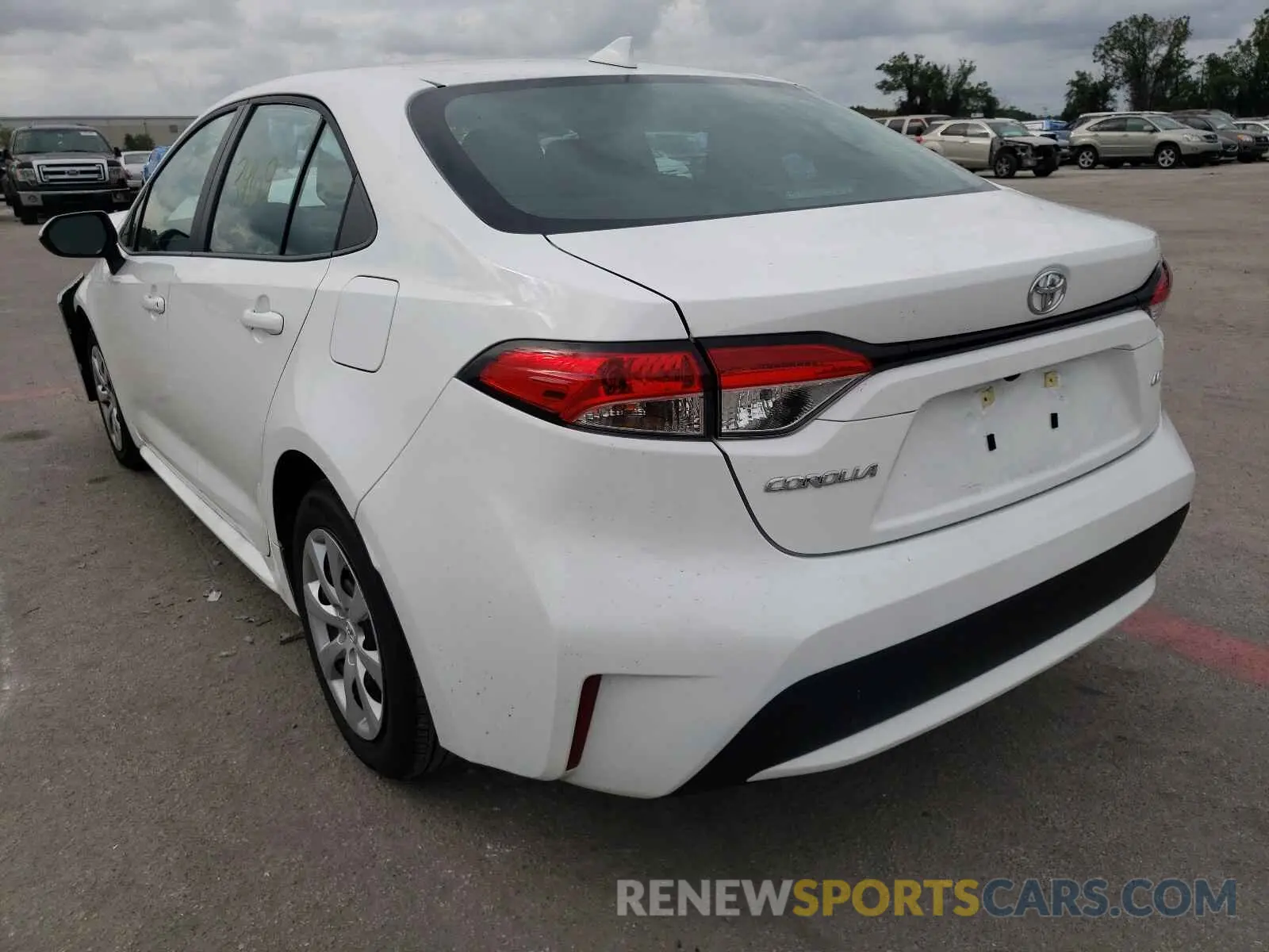 3 Photograph of a damaged car 5YFEPMAE8MP259415 TOYOTA COROLLA 2021