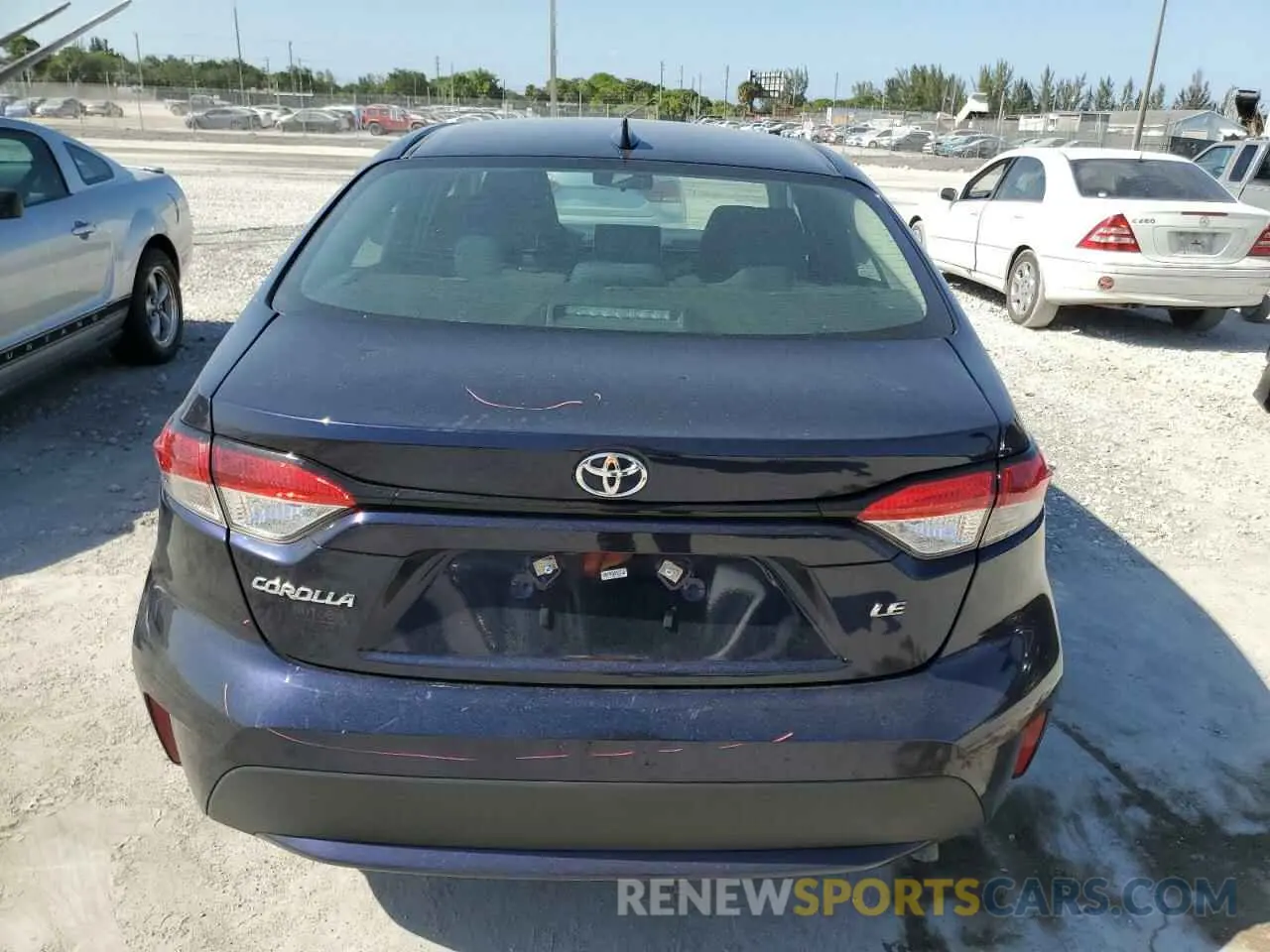 6 Photograph of a damaged car 5YFEPMAE8MP263111 TOYOTA COROLLA 2021