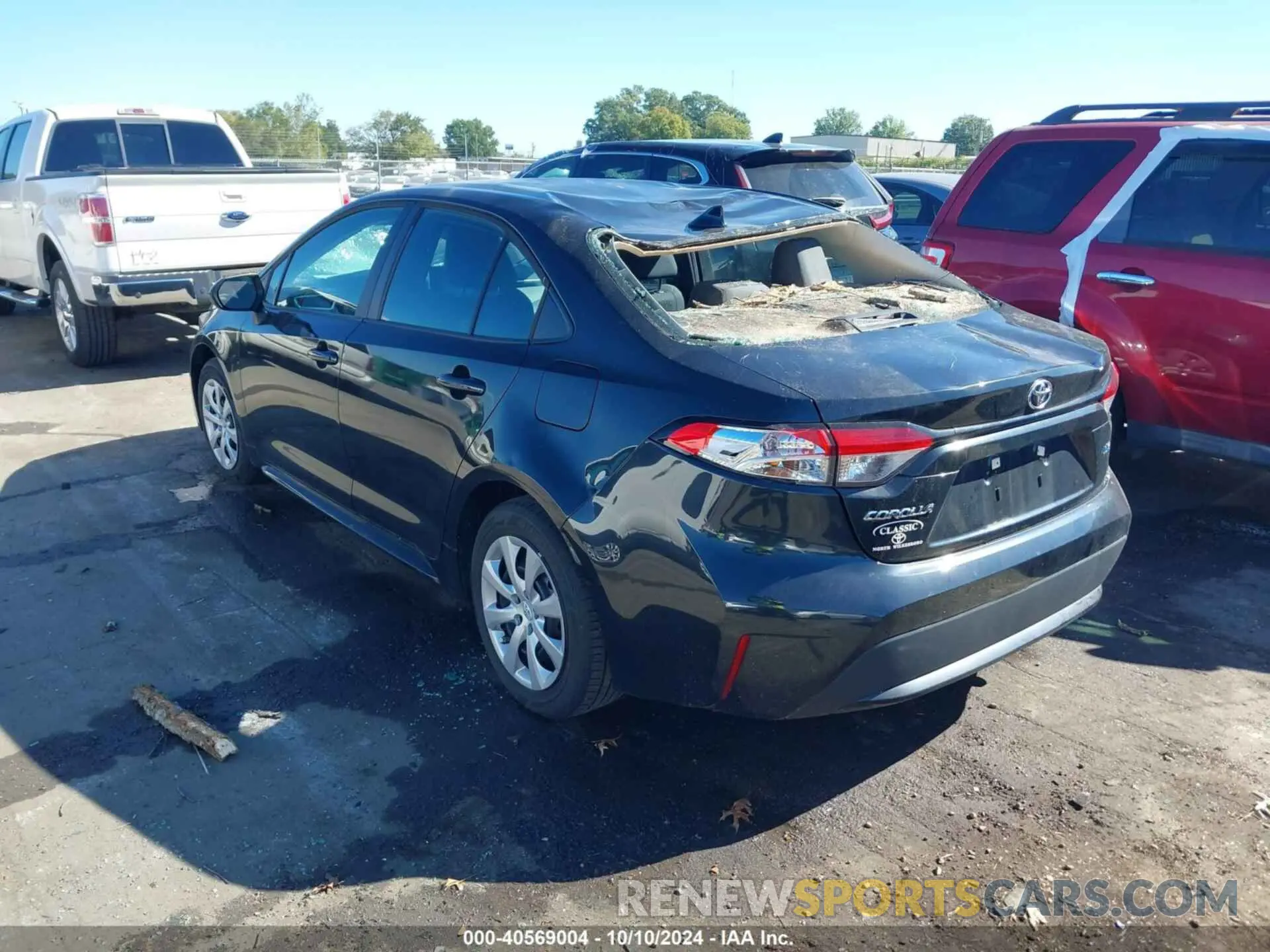 3 Photograph of a damaged car 5YFEPMAE8MP263884 TOYOTA COROLLA 2021