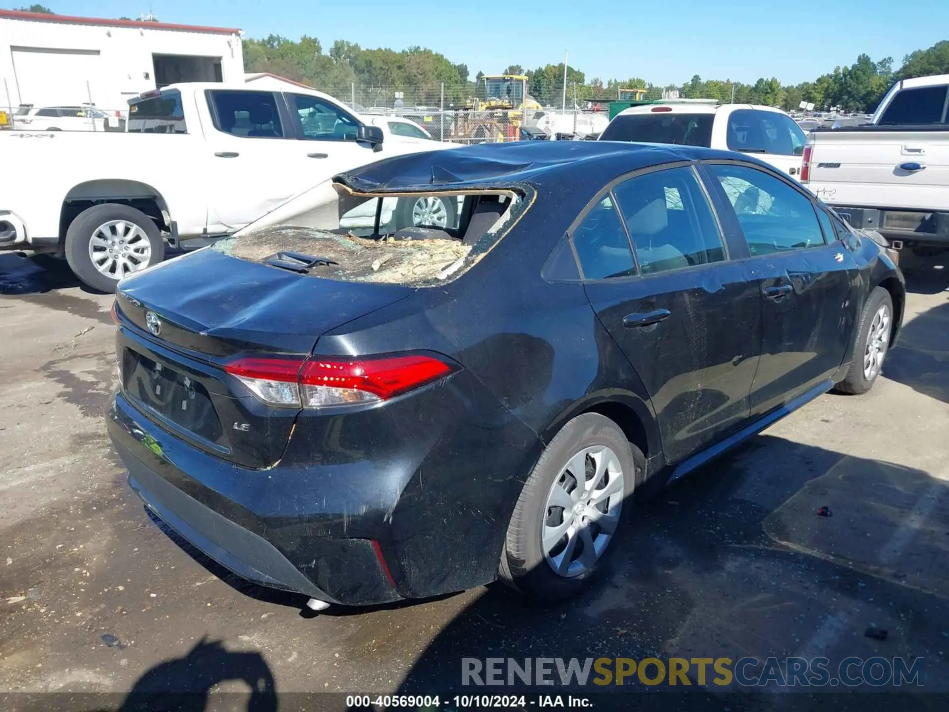 4 Photograph of a damaged car 5YFEPMAE8MP263884 TOYOTA COROLLA 2021