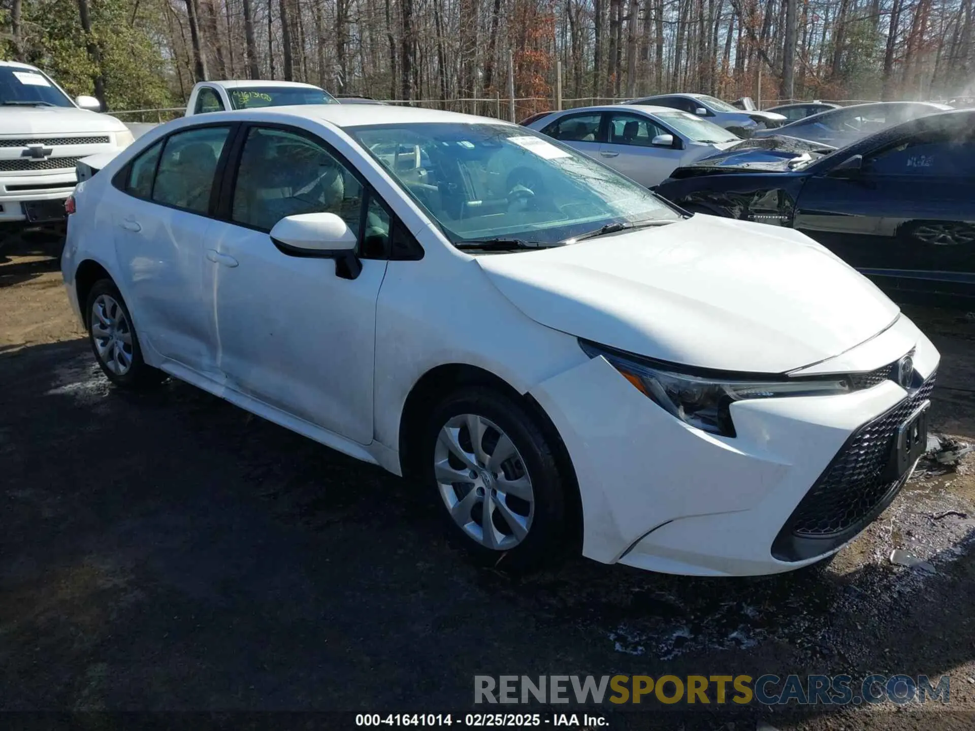 1 Photograph of a damaged car 5YFEPMAE8MP266980 TOYOTA COROLLA 2021