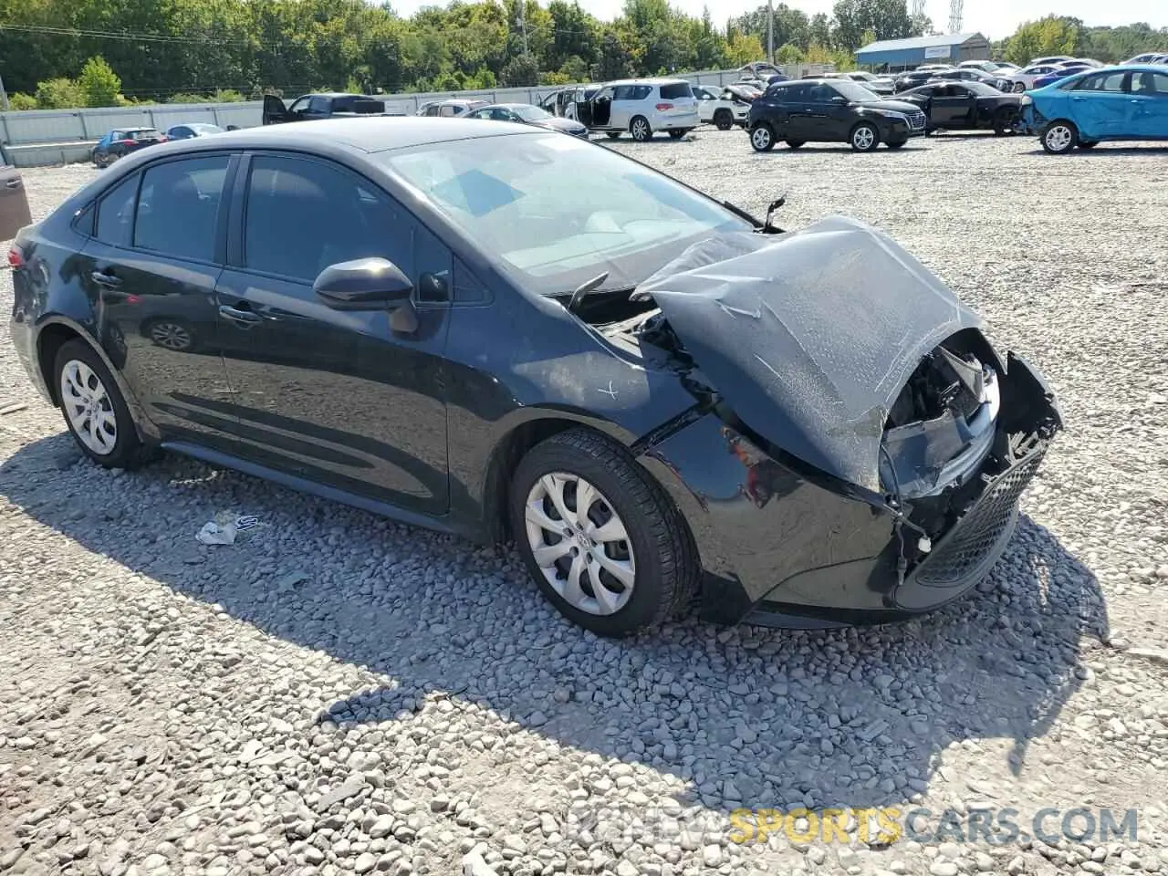 4 Photograph of a damaged car 5YFEPMAE8MP270334 TOYOTA COROLLA 2021