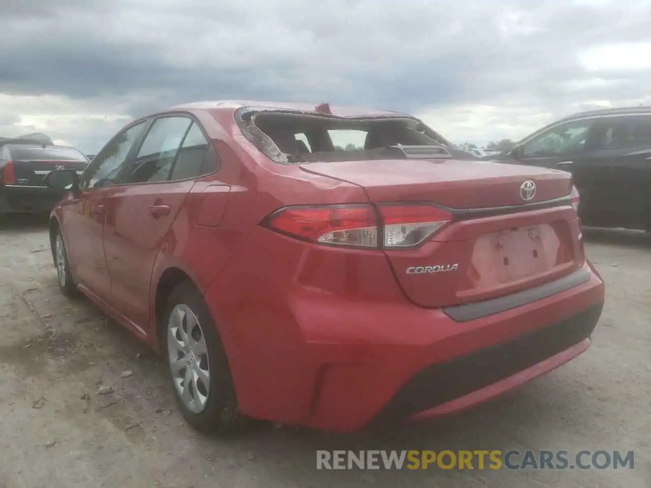 3 Photograph of a damaged car 5YFEPMAE9MP169724 TOYOTA COROLLA 2021