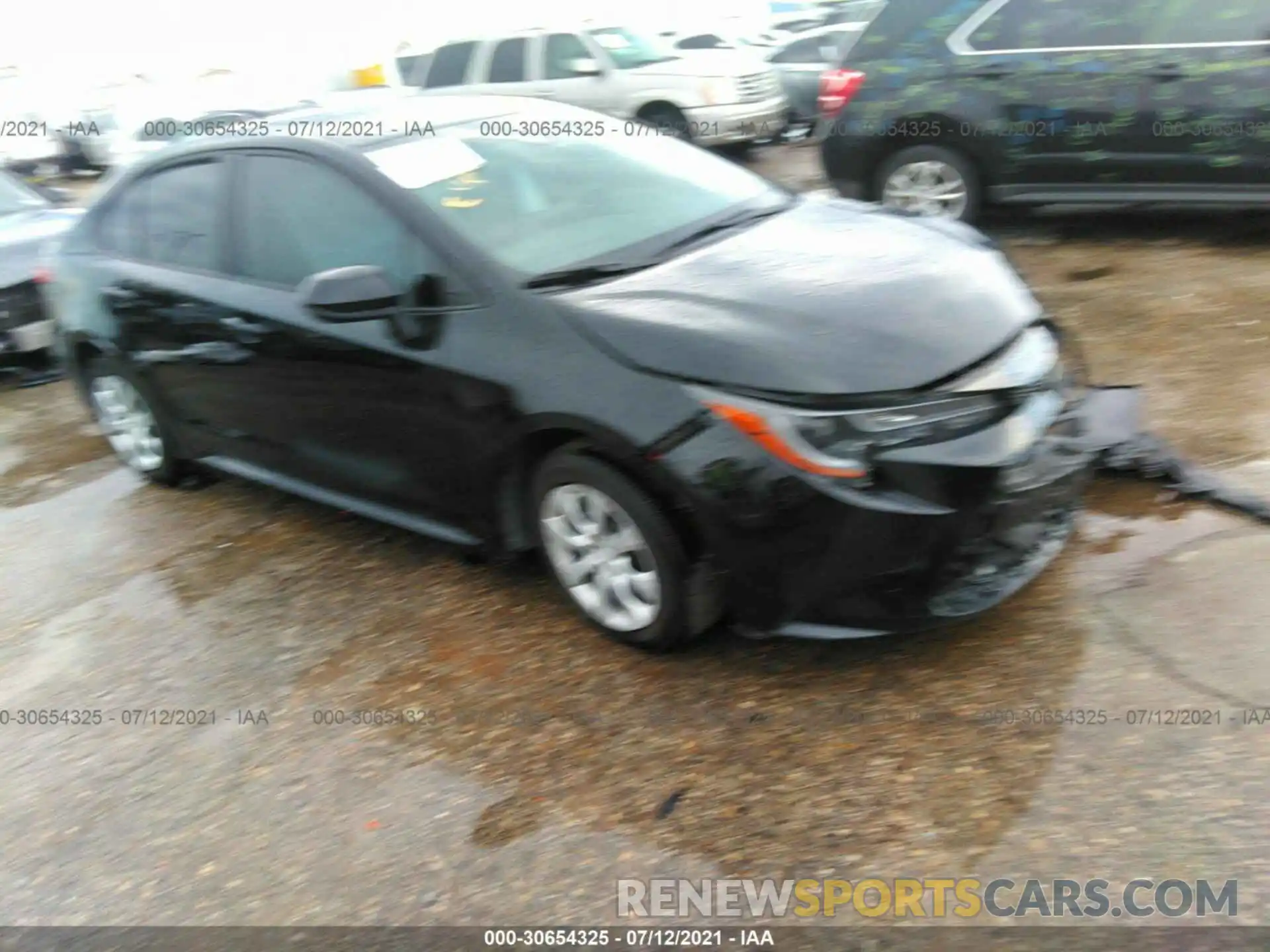 1 Photograph of a damaged car 5YFEPMAE9MP172901 TOYOTA COROLLA 2021