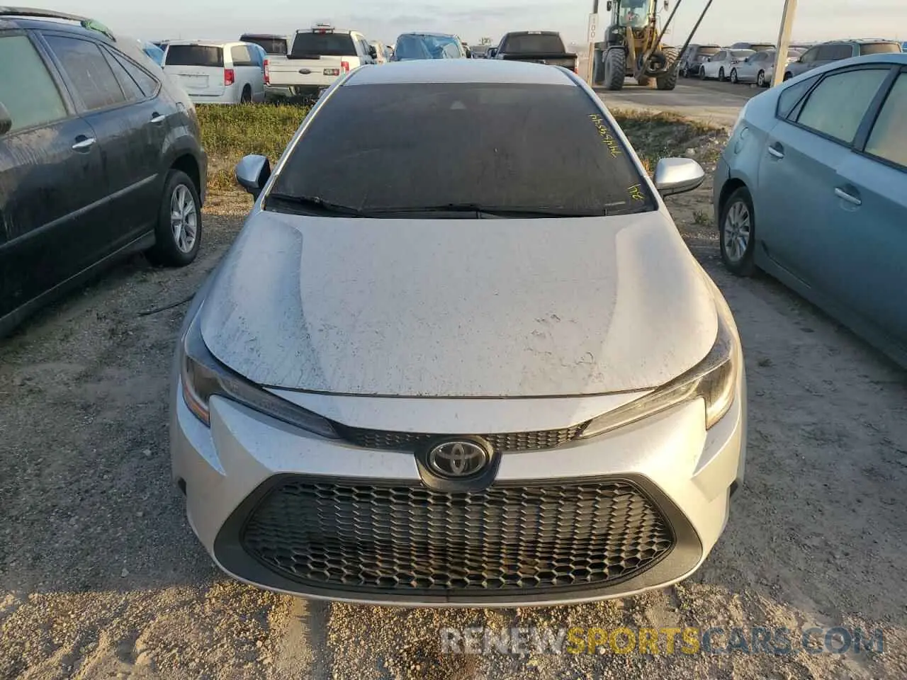 5 Photograph of a damaged car 5YFEPMAE9MP181517 TOYOTA COROLLA 2021
