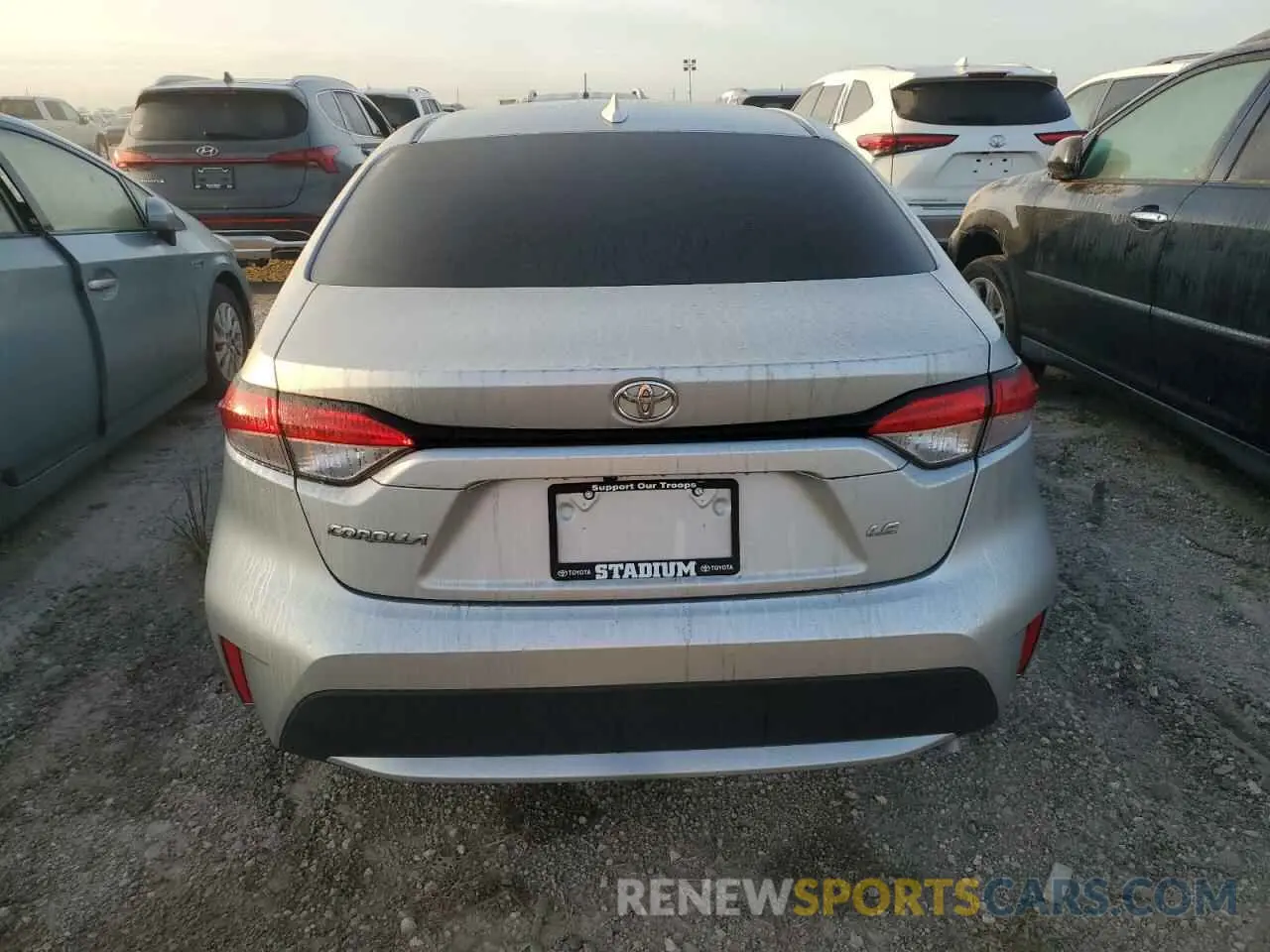 6 Photograph of a damaged car 5YFEPMAE9MP181517 TOYOTA COROLLA 2021