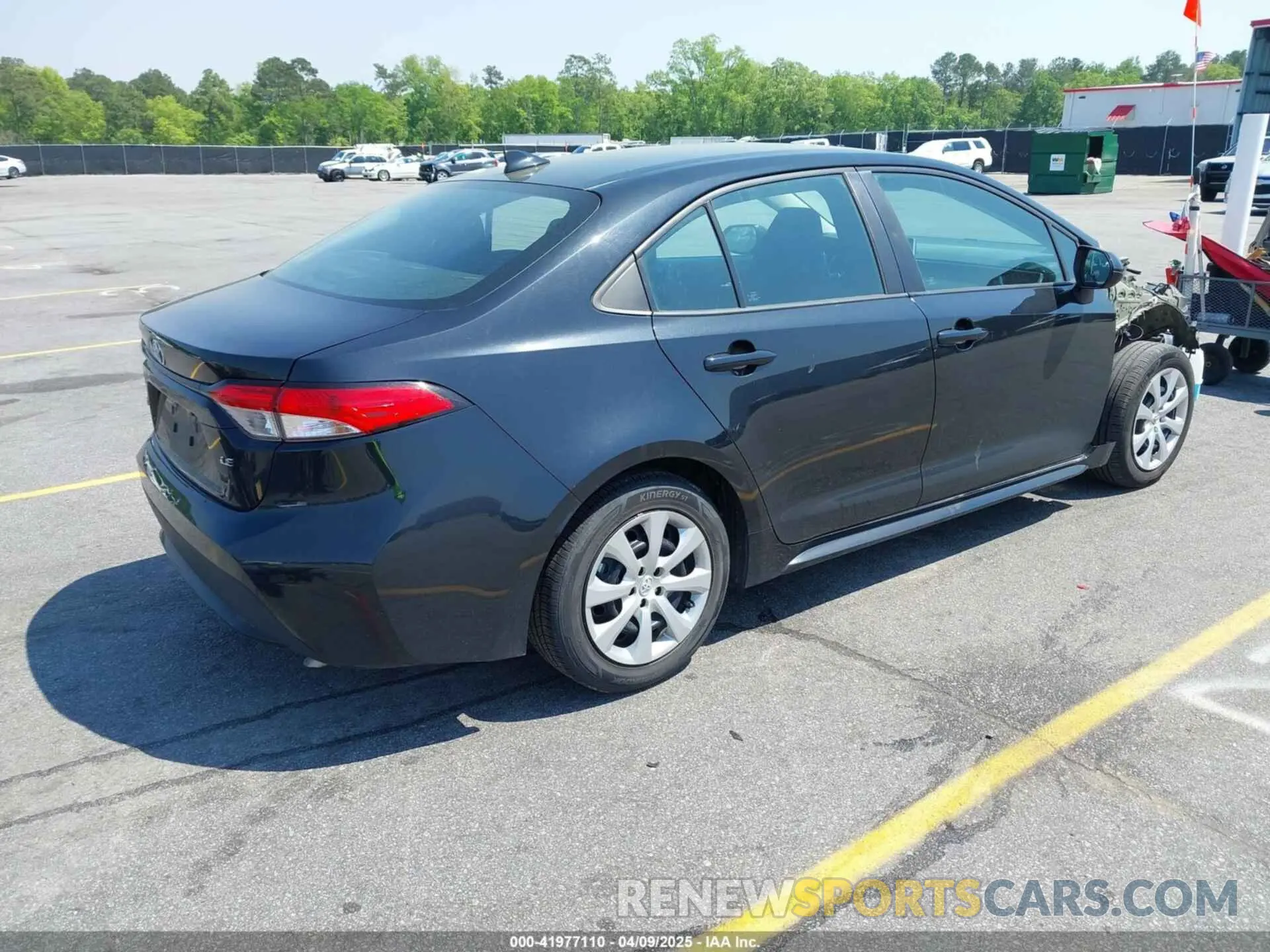 4 Photograph of a damaged car 5YFEPMAE9MP191612 TOYOTA COROLLA 2021