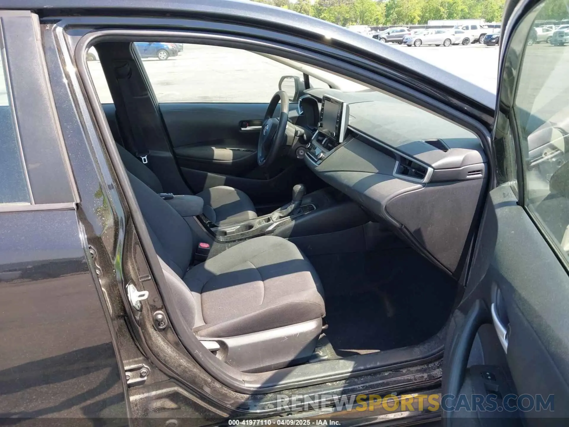 5 Photograph of a damaged car 5YFEPMAE9MP191612 TOYOTA COROLLA 2021