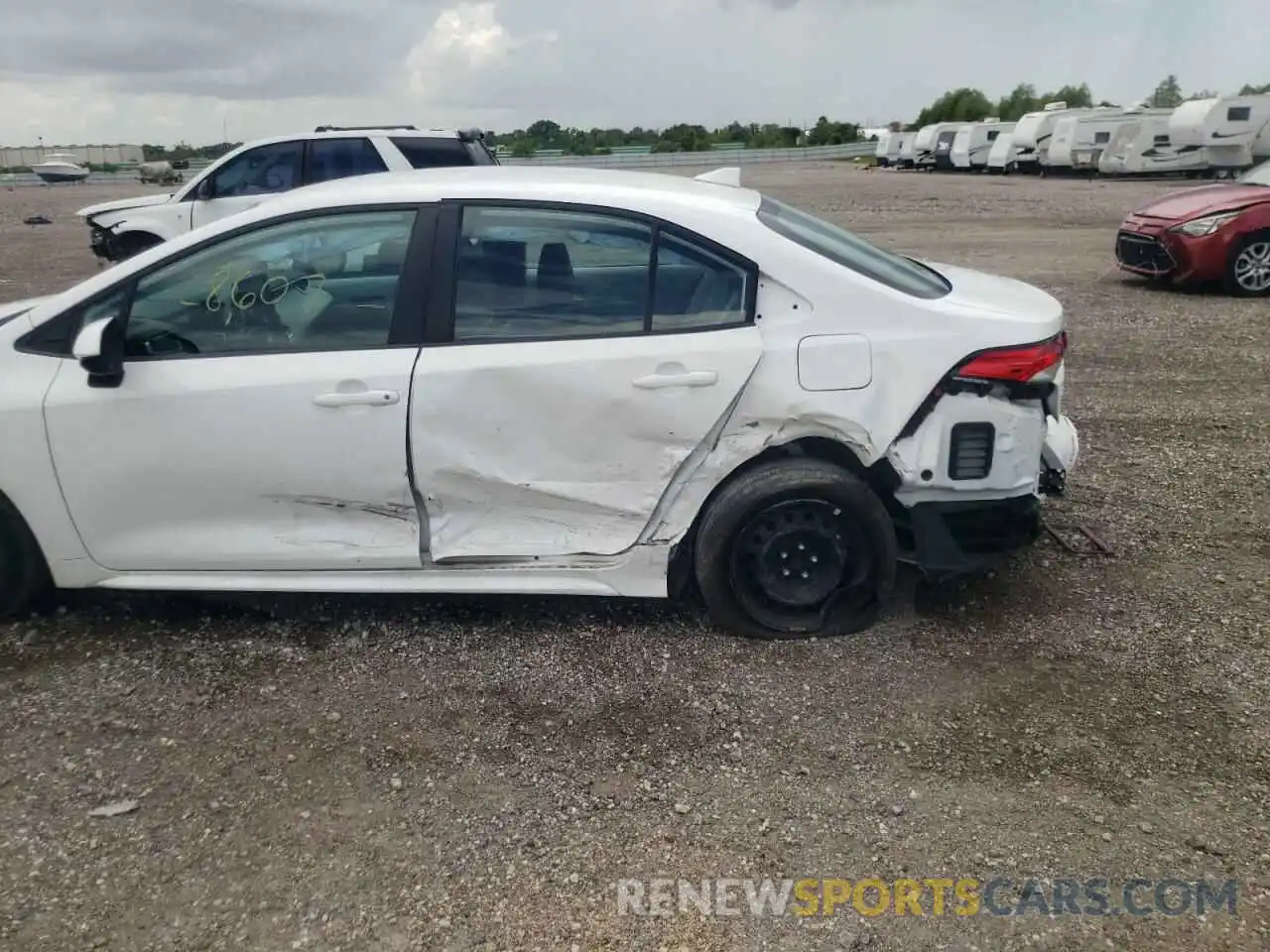 9 Photograph of a damaged car 5YFEPMAE9MP193036 TOYOTA COROLLA 2021