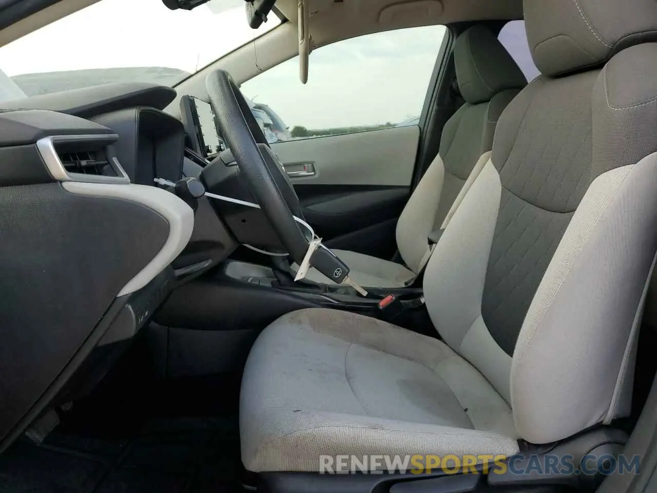 7 Photograph of a damaged car 5YFEPMAE9MP206089 TOYOTA COROLLA 2021