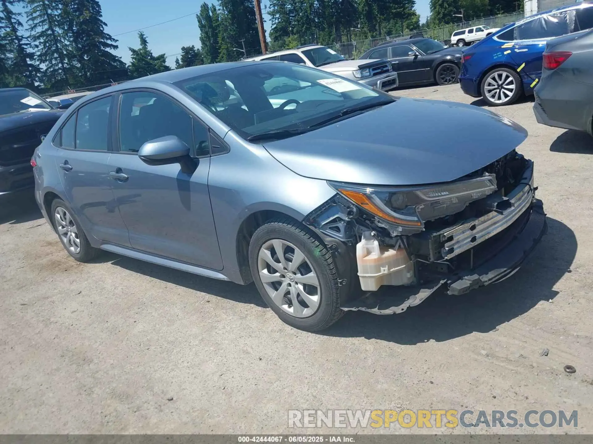 1 Photograph of a damaged car 5YFEPMAE9MP215701 TOYOTA COROLLA 2021