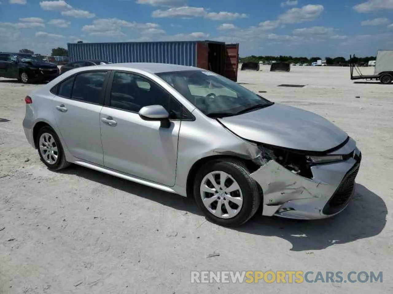 4 Photograph of a damaged car 5YFEPMAE9MP220994 TOYOTA COROLLA 2021