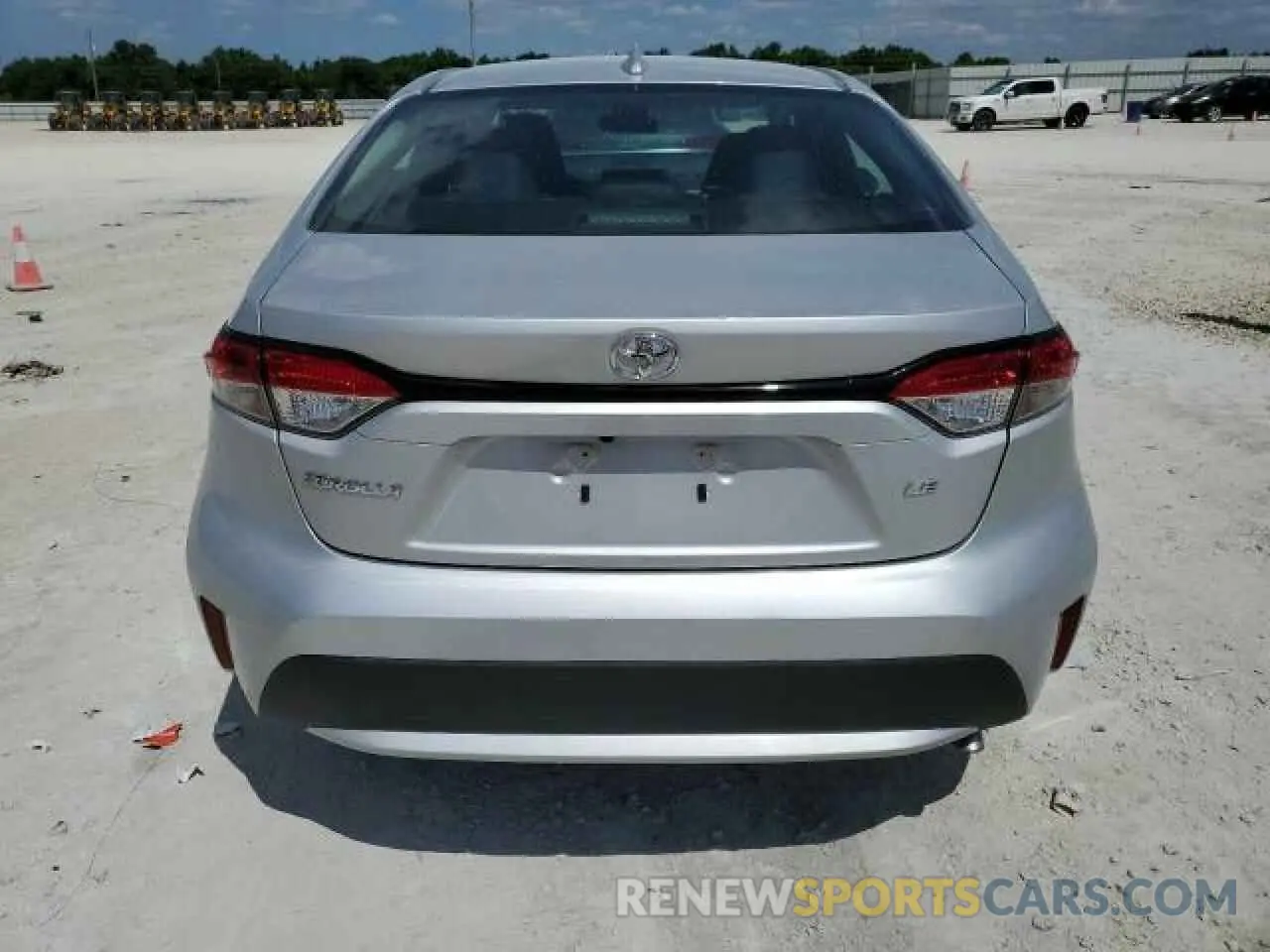6 Photograph of a damaged car 5YFEPMAE9MP220994 TOYOTA COROLLA 2021