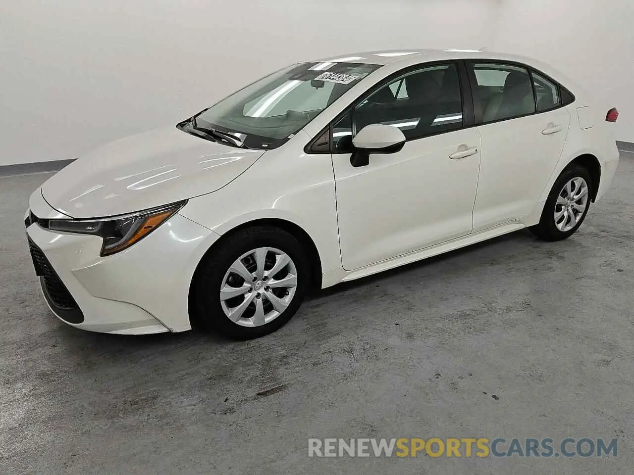 1 Photograph of a damaged car 5YFEPMAE9MP229999 TOYOTA COROLLA 2021