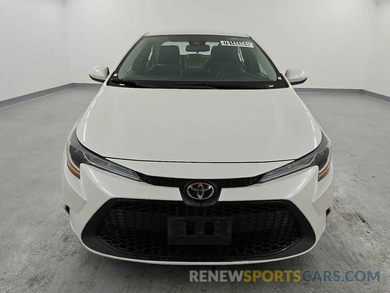 5 Photograph of a damaged car 5YFEPMAE9MP229999 TOYOTA COROLLA 2021