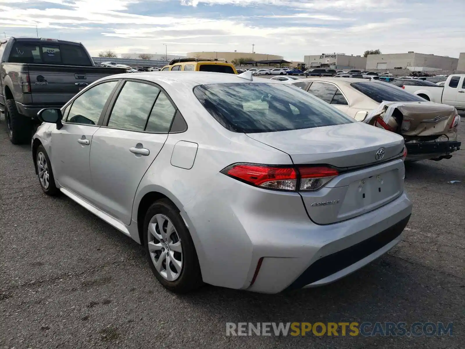 3 Photograph of a damaged car 5YFEPMAE9MP233891 TOYOTA COROLLA 2021