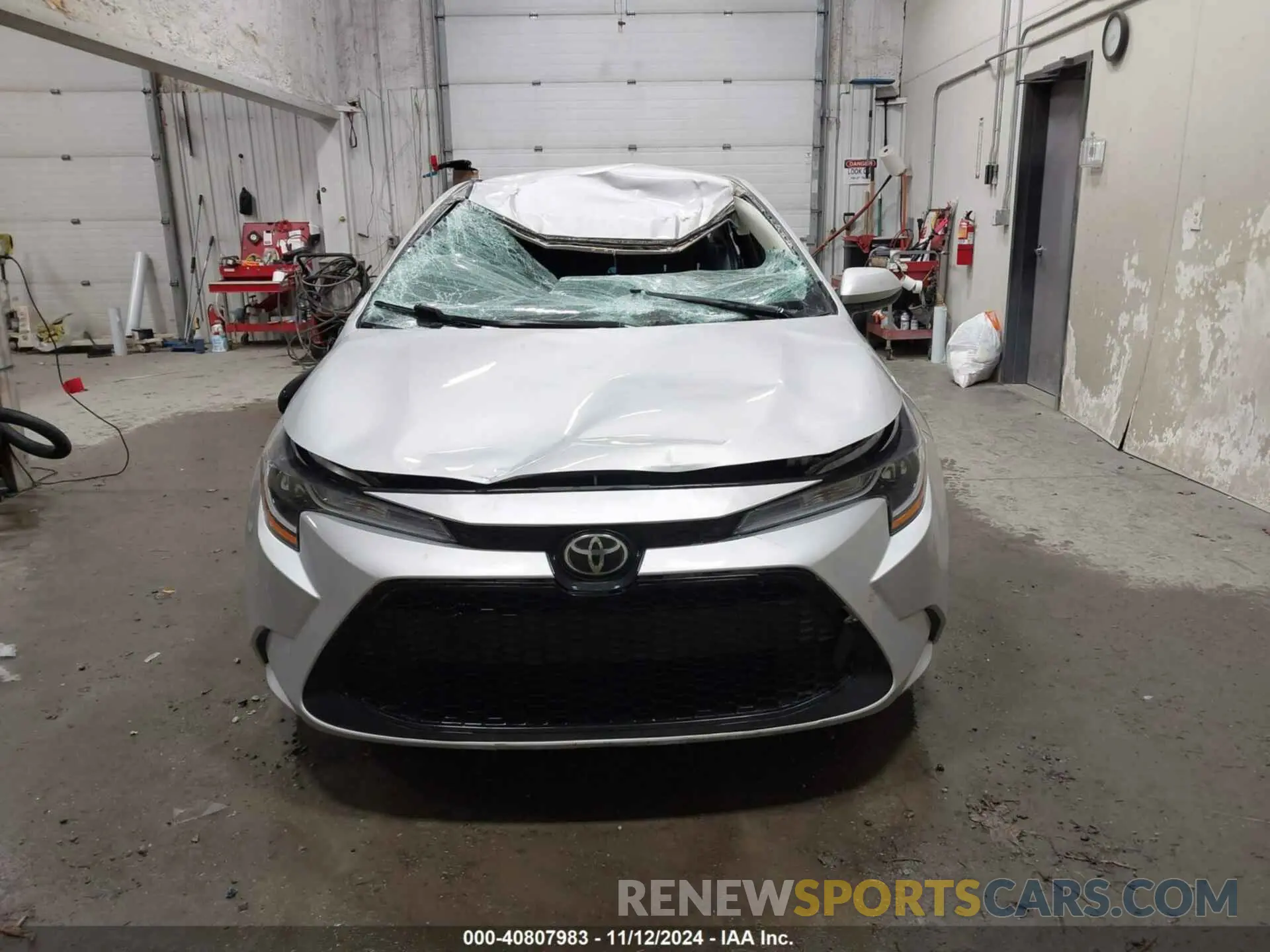 12 Photograph of a damaged car 5YFEPMAE9MP239268 TOYOTA COROLLA 2021