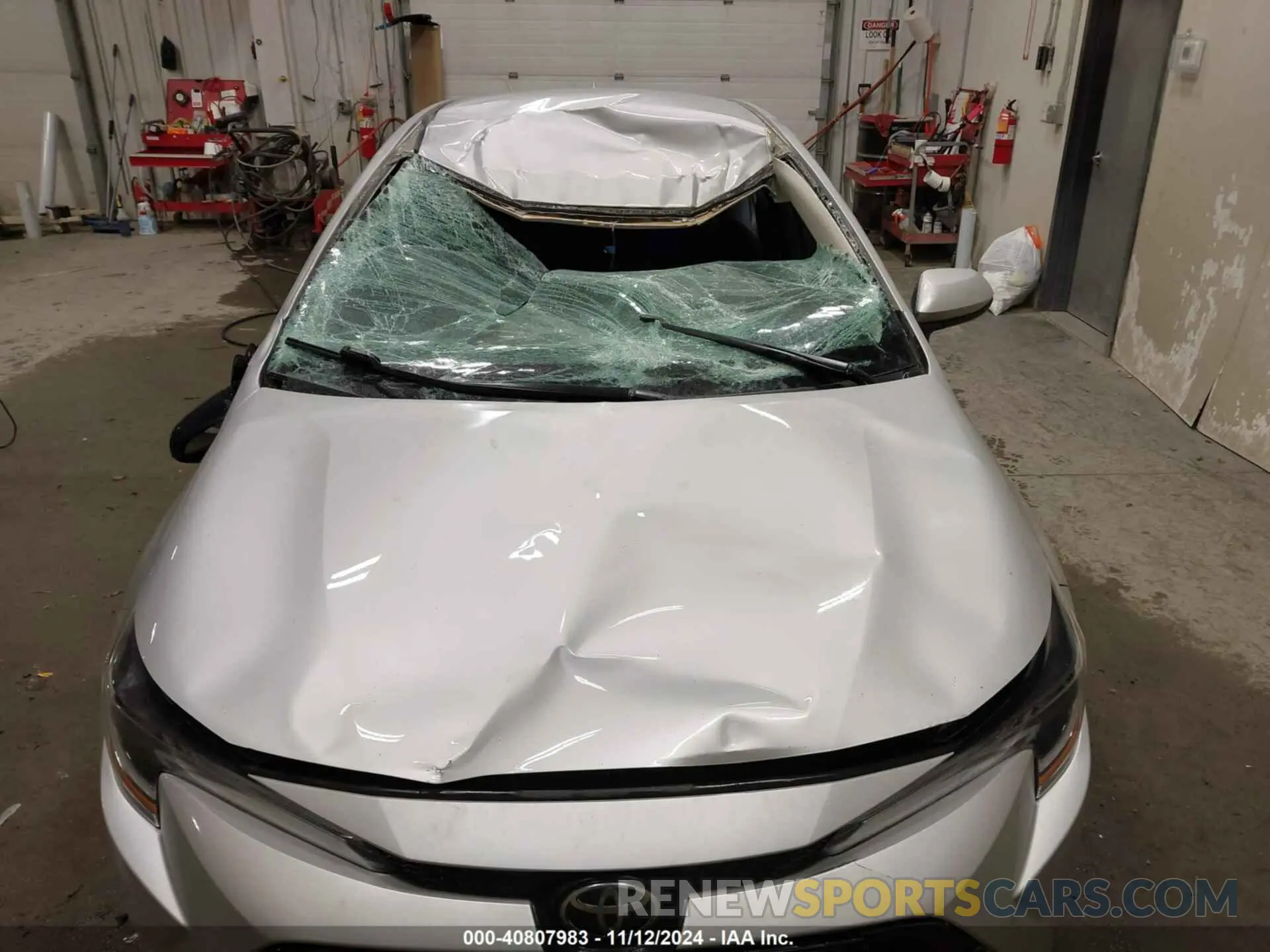 6 Photograph of a damaged car 5YFEPMAE9MP239268 TOYOTA COROLLA 2021